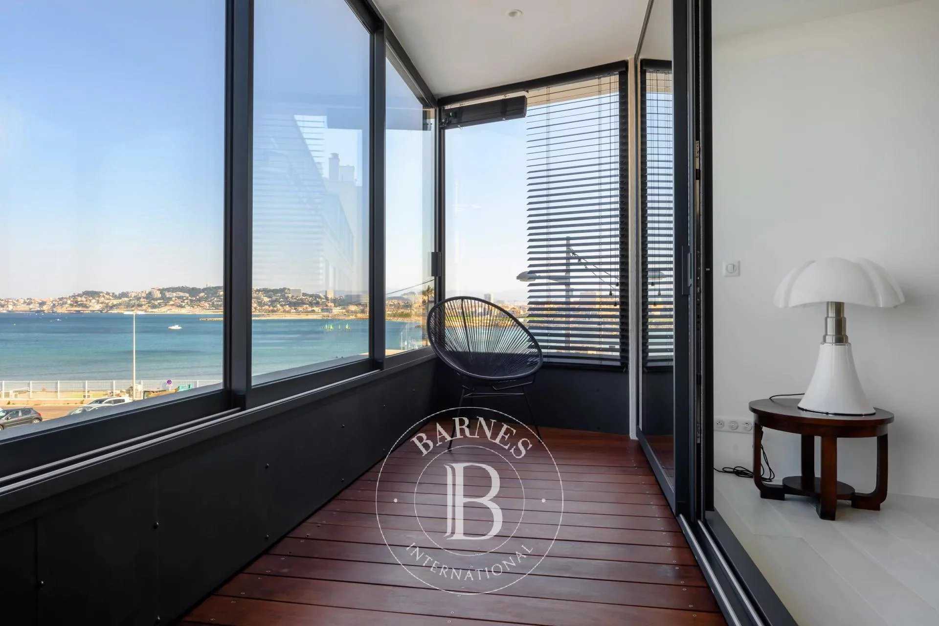 Appartement Marseille 13008  -  ref 6830617 (picture 2)