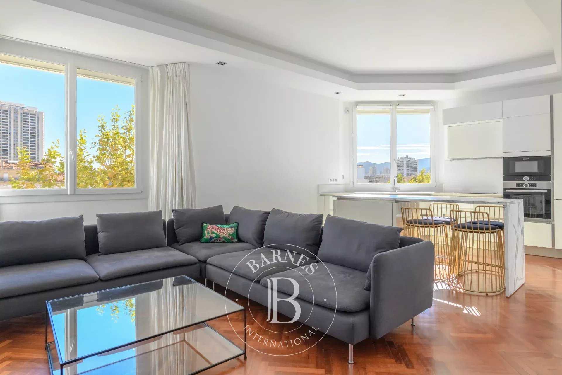 Appartement Marseille 13008  -  ref 86179205 (picture 1)