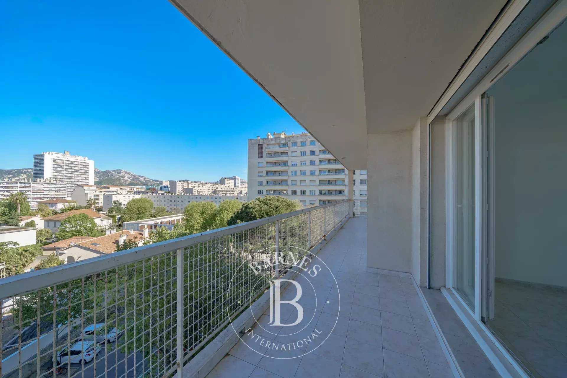 Appartement Marseille 13008  -  ref 85842844 (picture 2)