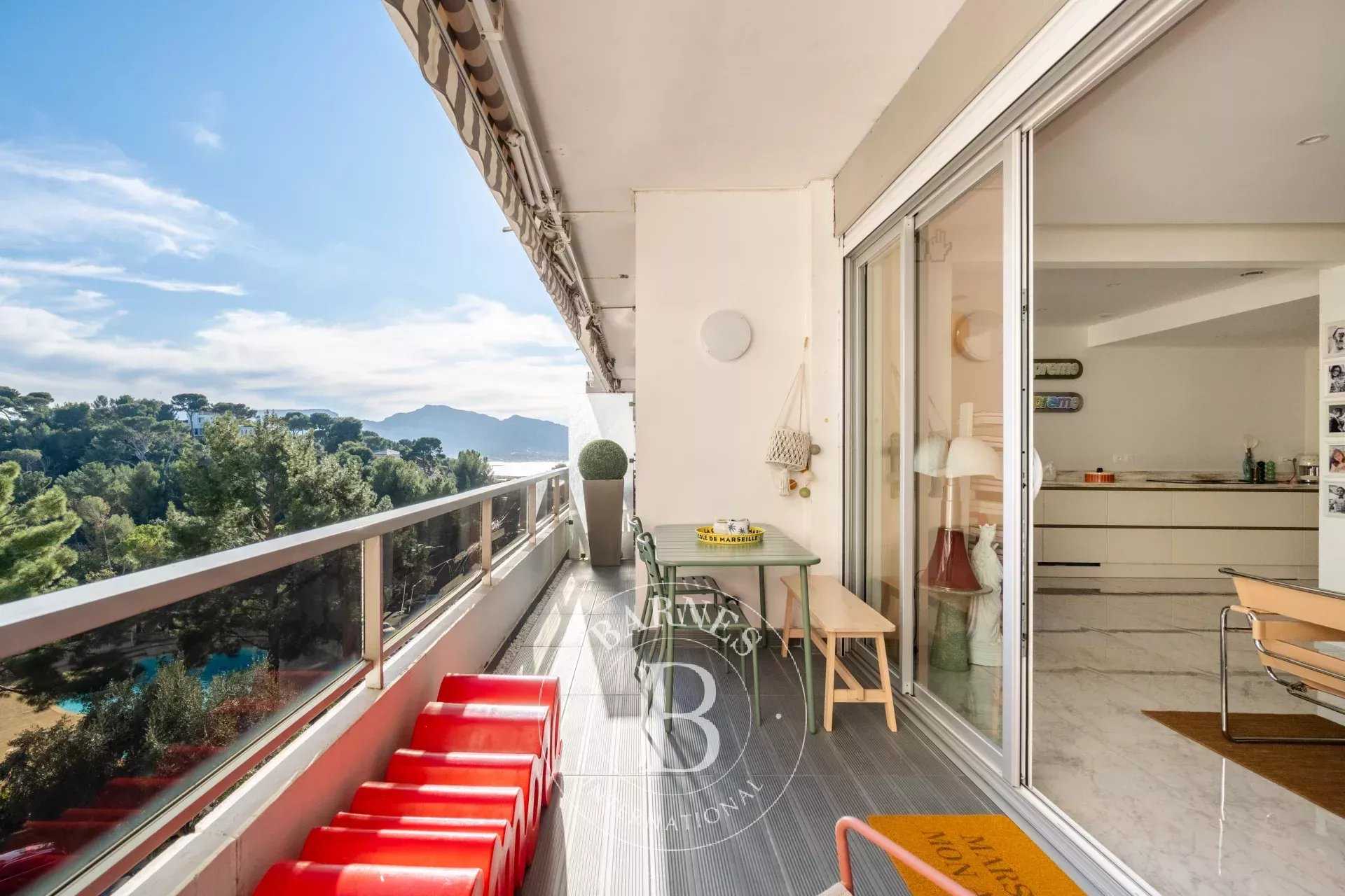 Appartement Marseille 13008  -  ref 86620030 (picture 1)