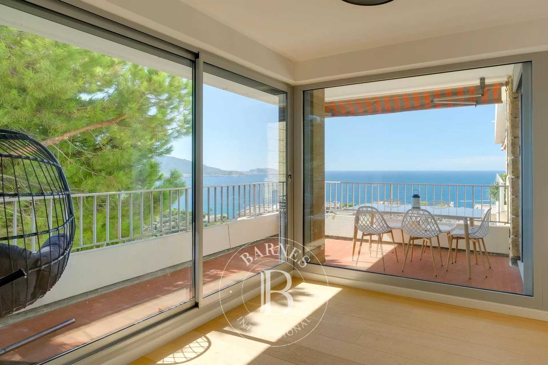 Apartment Marseille 13007  -  ref 86202100 (picture 2)