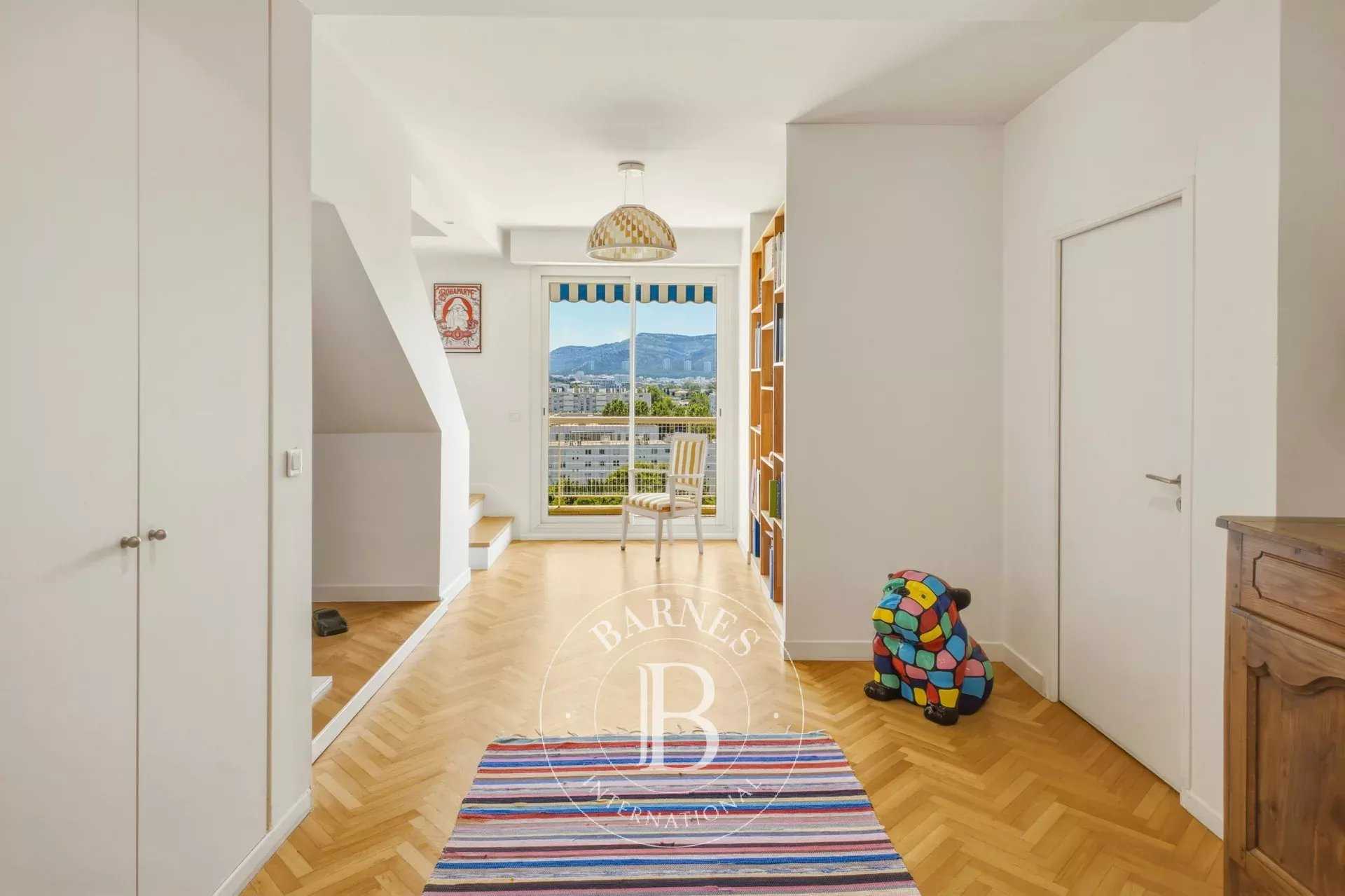 Appartement Marseille 13008  -  ref 87043687 (picture 3)