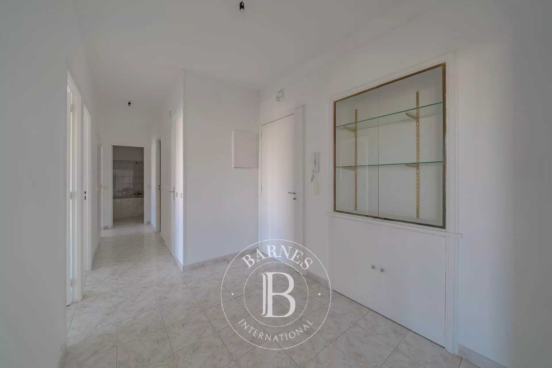 Appartement Marseille 13008  -  ref 85842844 (picture 3)