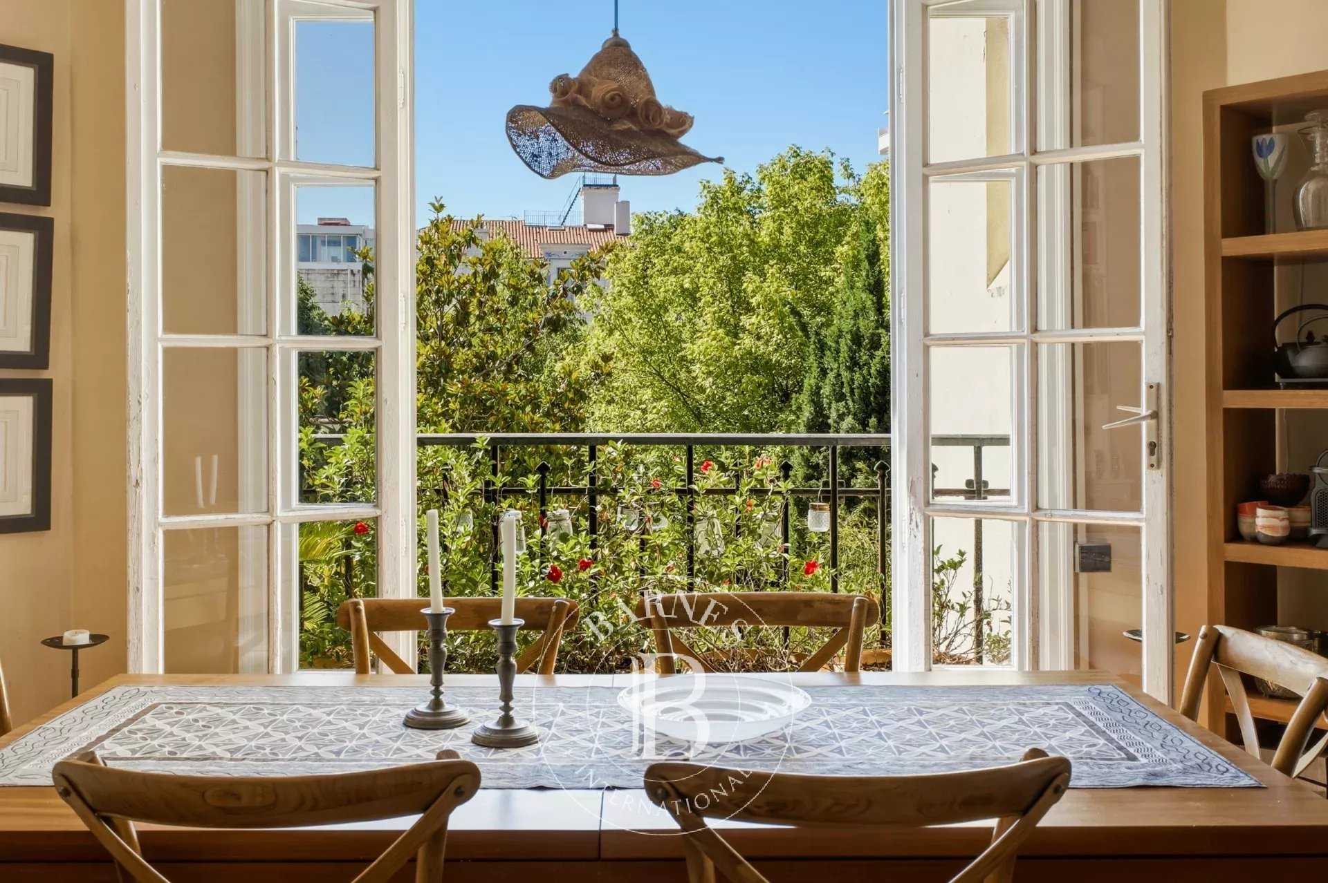 Appartement Marseille 13008  -  ref 87076513 (picture 2)