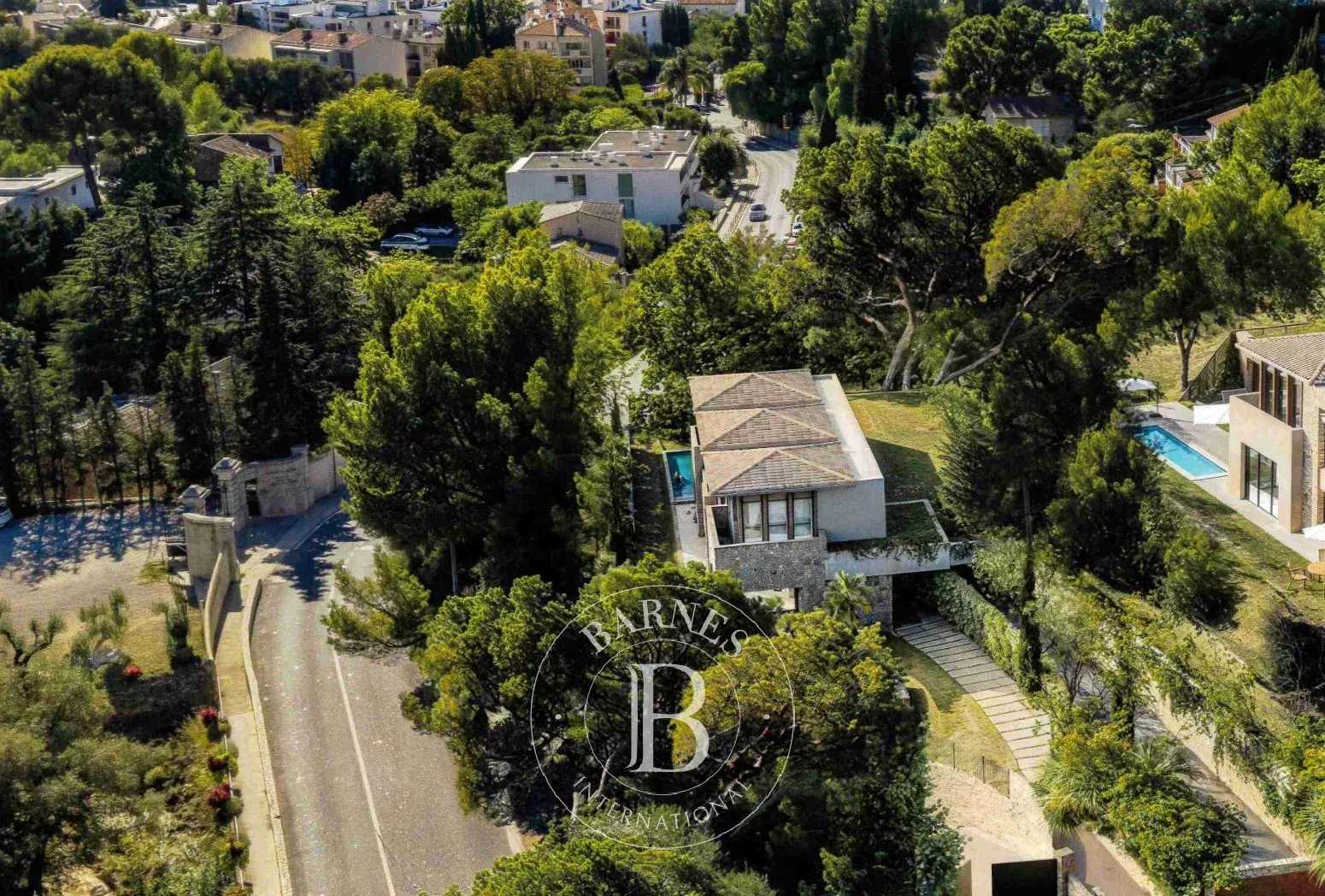 Maison Cassis  -  ref 86081009 (picture 2)