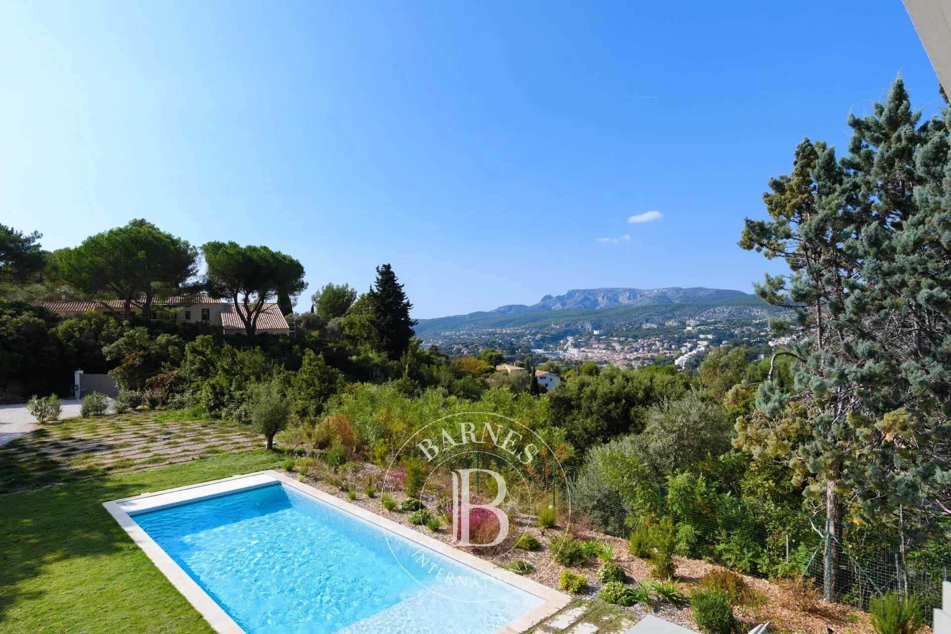 Villa Cassis  -  ref 86350687 (picture 3)