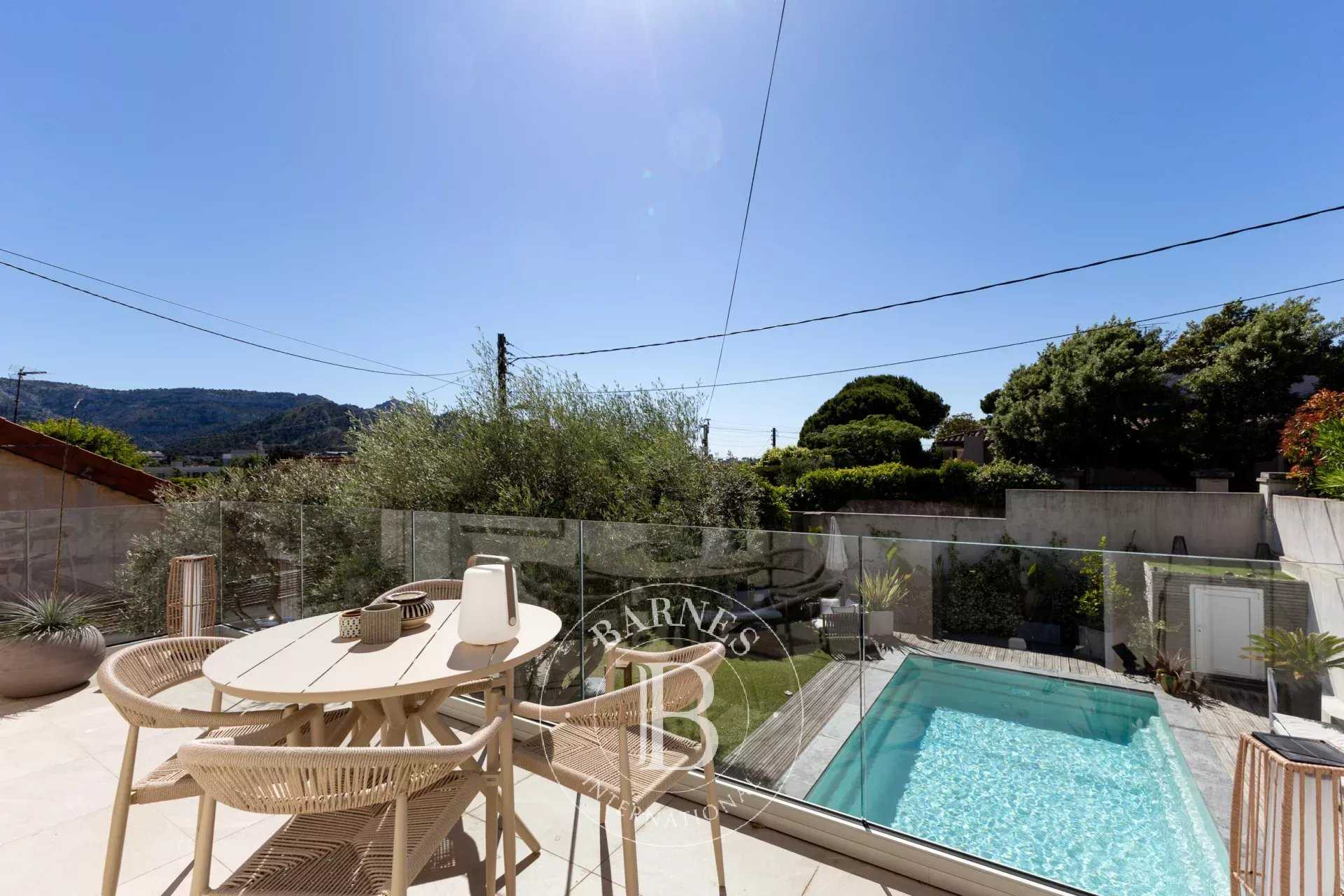 Maison Marseille 13009  -  ref 87044378 (picture 2)