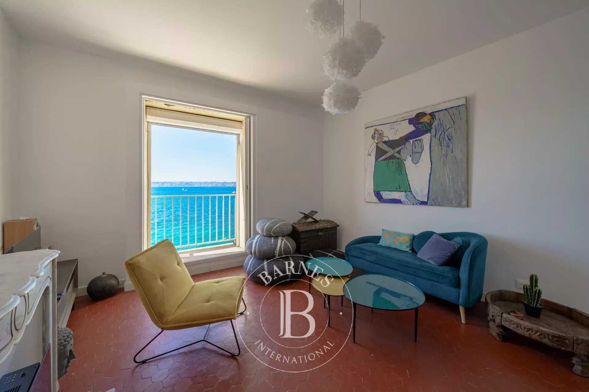 Appartement Marseille 13007  -  ref 85516165 (picture 1)