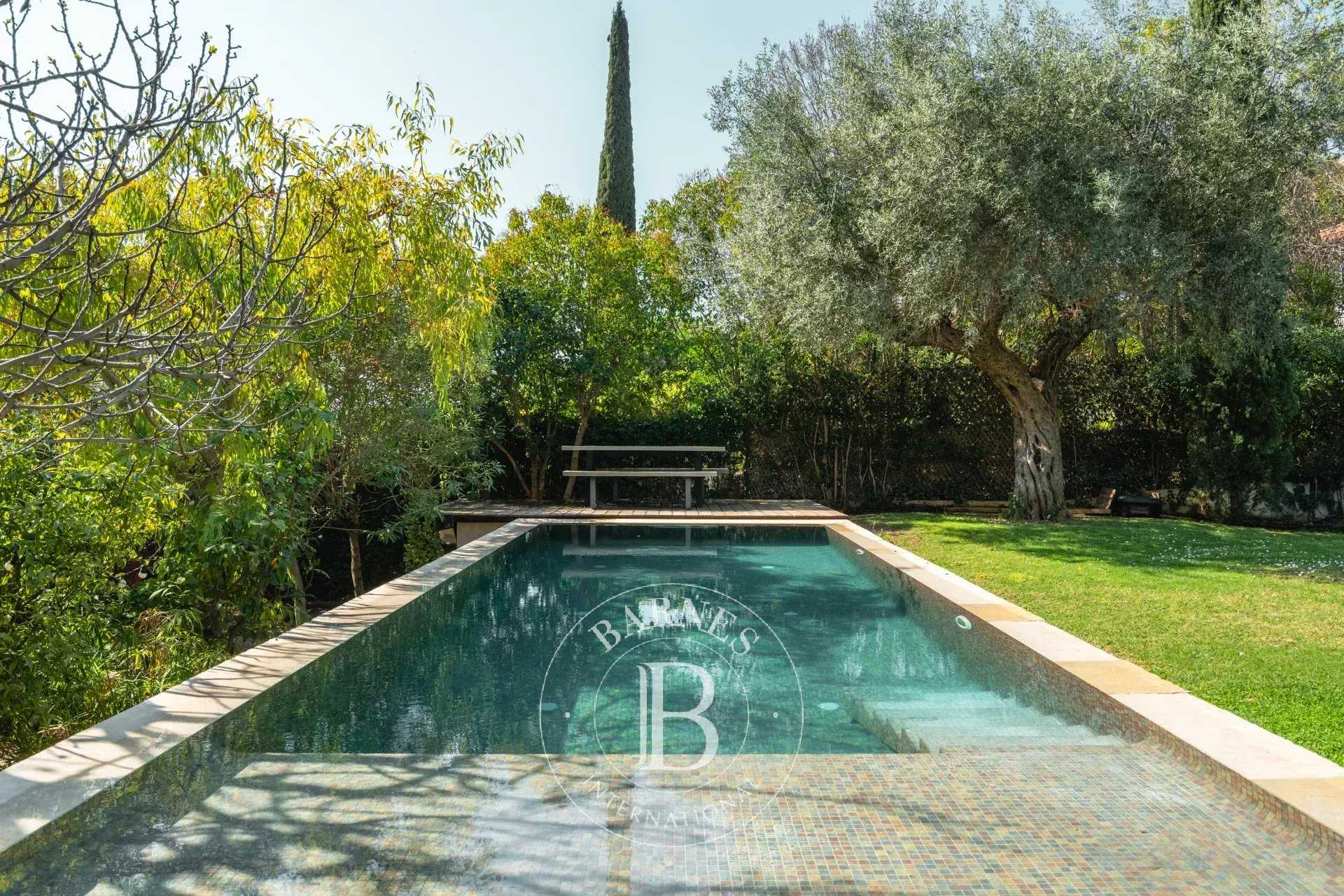 Villa Marseille 13007  -  ref 86843582 (picture 3)