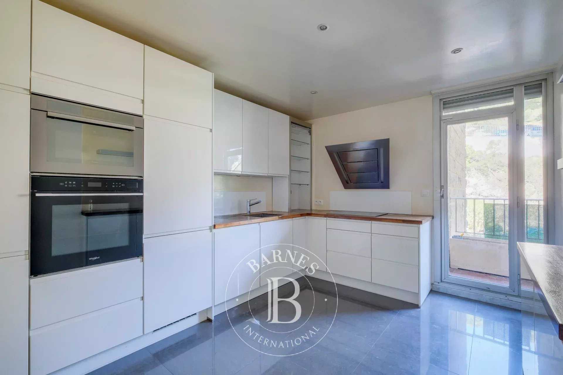 Apartment Marseille 13007  -  ref 85861114 (picture 3)
