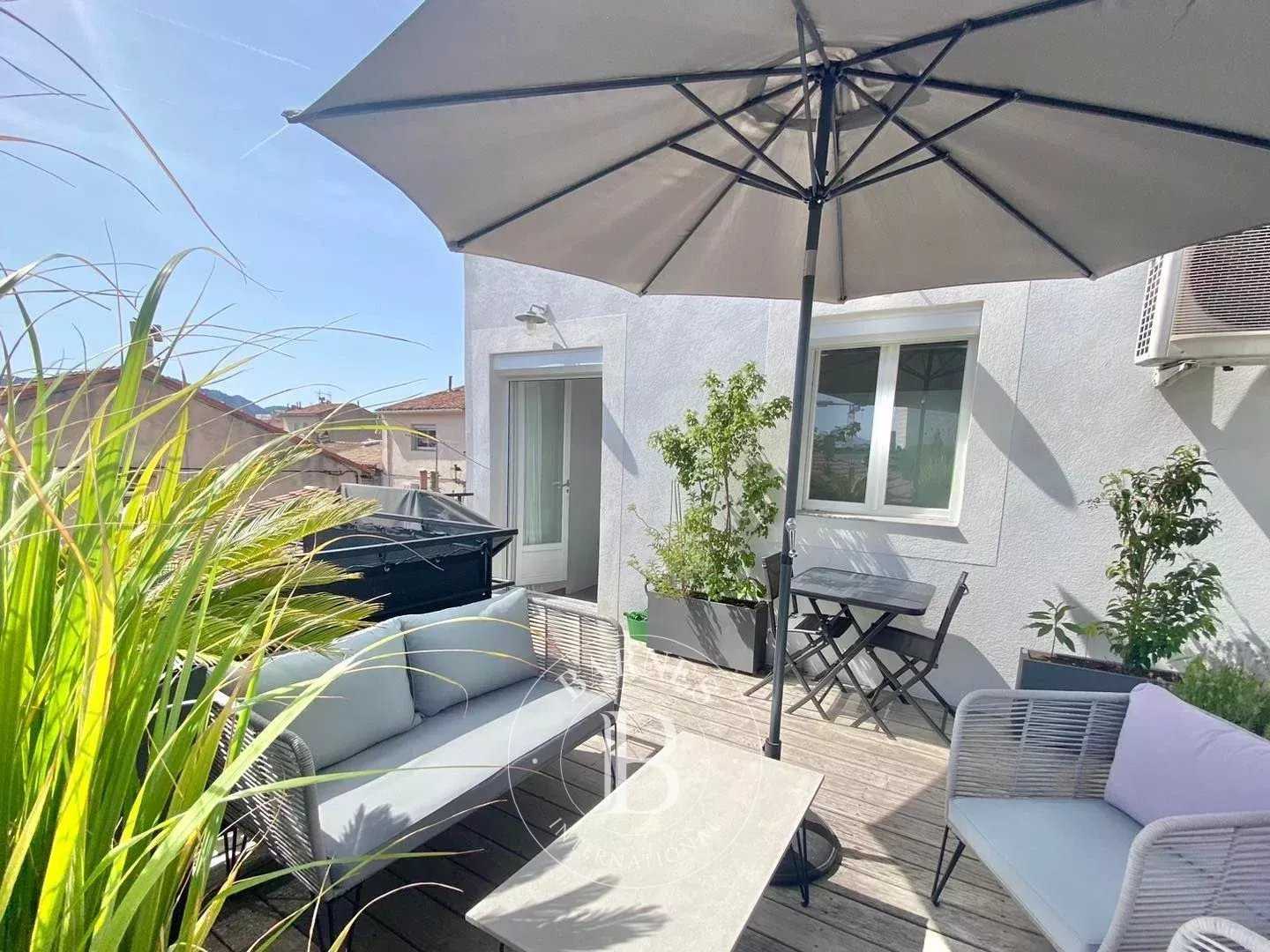 House Marseille 13009  -  ref 85708902 (picture 1)