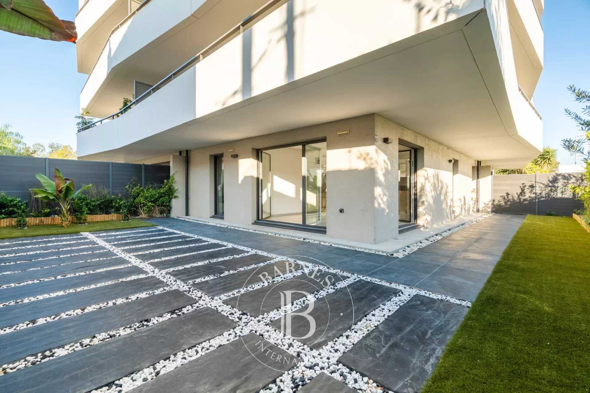 Piso Marseille 13008  -  ref 86235969 (picture 1)