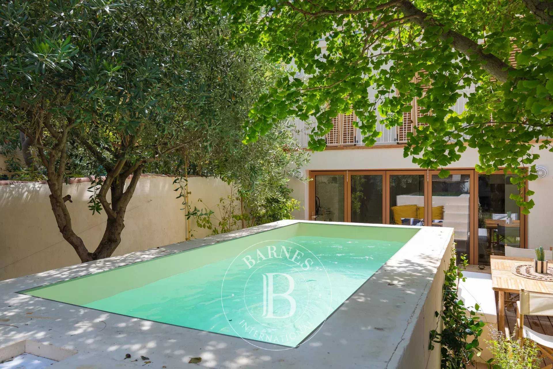 House Marseille 13007  -  ref 85906529 (picture 1)