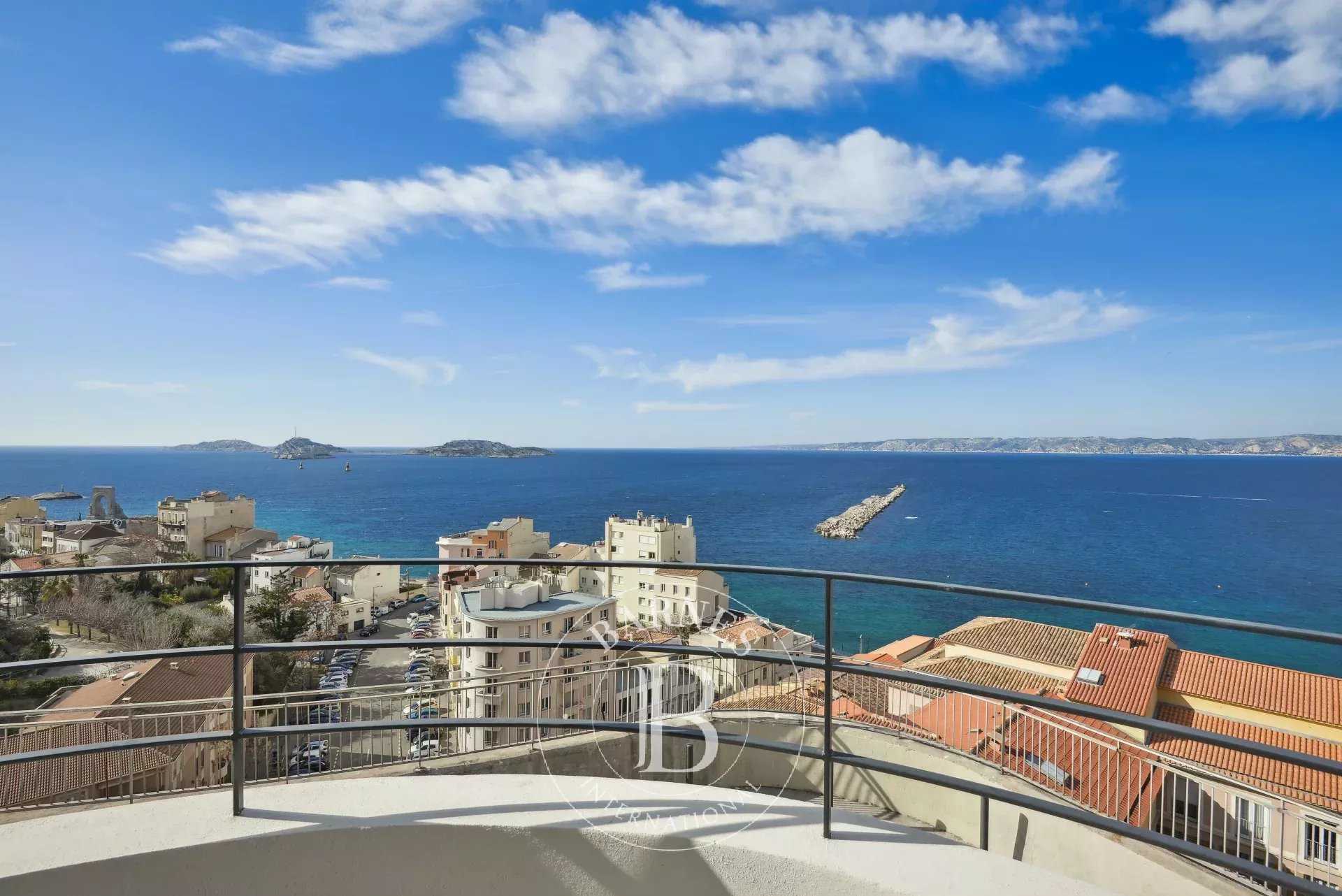 Apartment Marseille 13007  -  ref 85829069 (picture 1)
