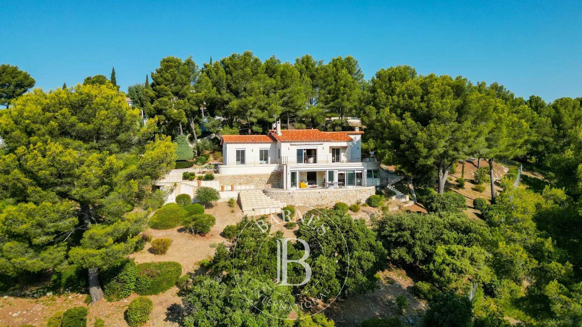 Cassis  - House 4 Bedrooms