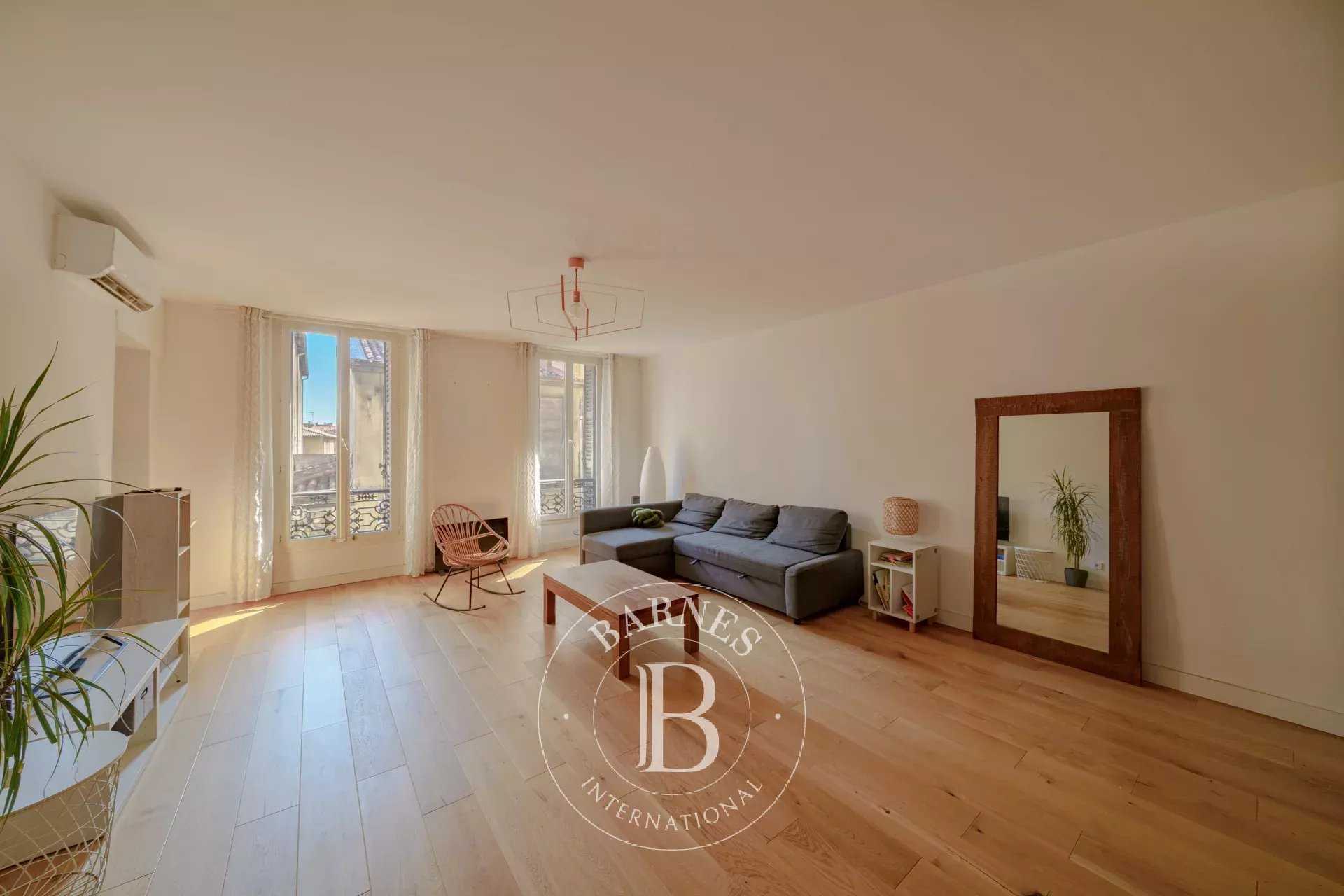 Apartment Marseille 13006  -  ref 86090384 (picture 2)