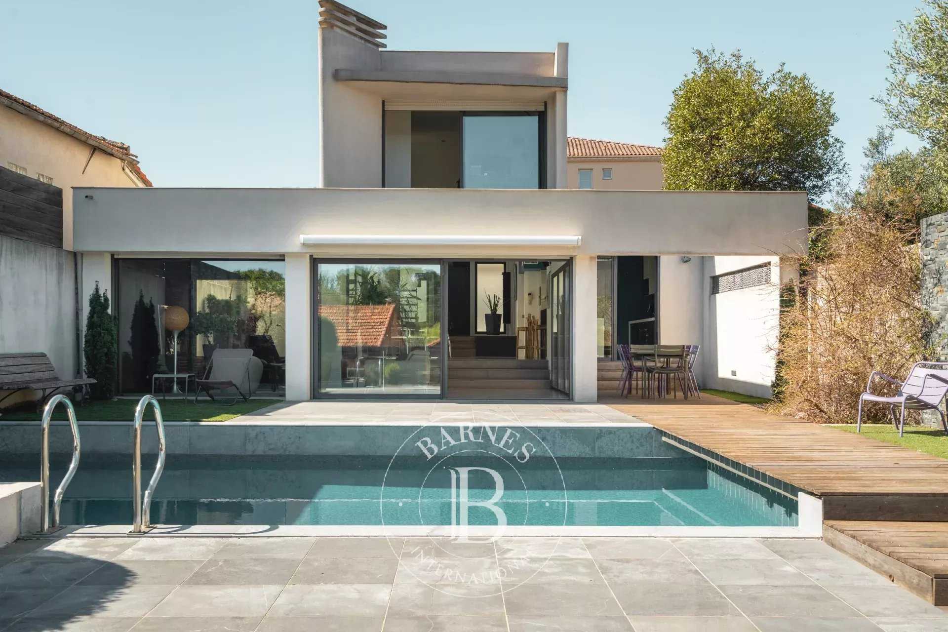 Villa Marseille 13009  -  ref 83631846 (picture 2)