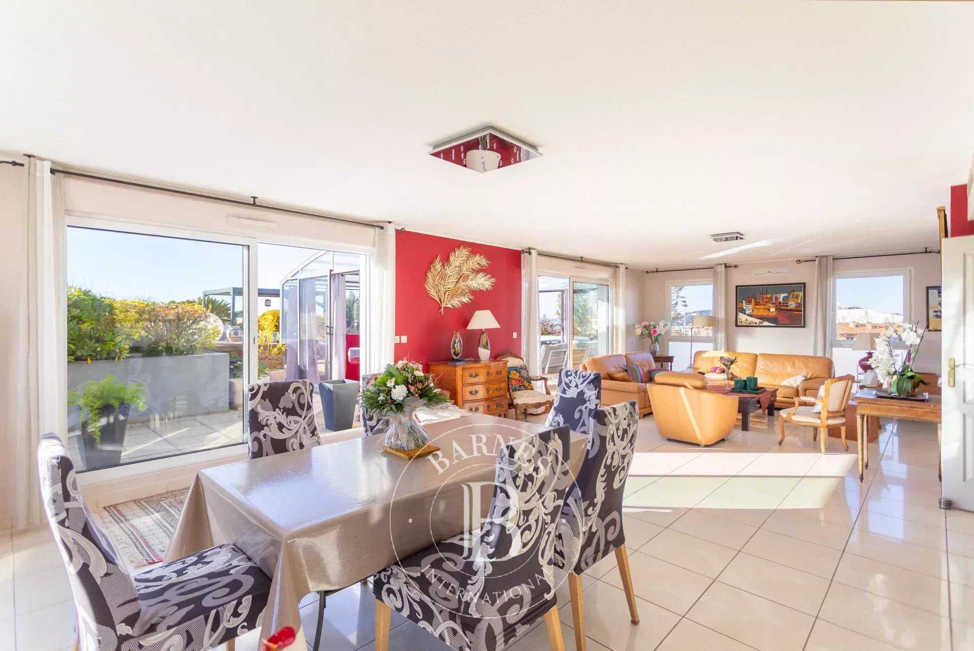 Appartement Marseille 13009  -  ref 86615514 (picture 2)