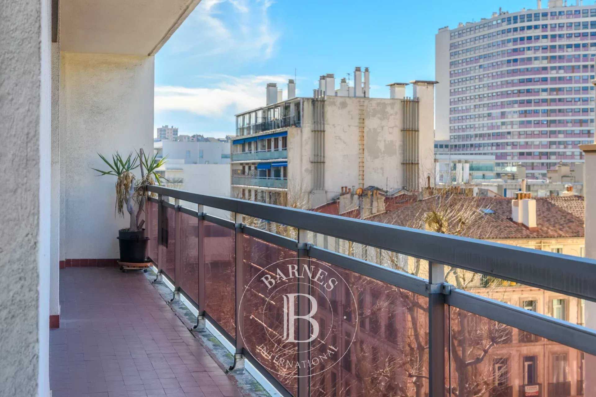 Appartement Marseille 13007  -  ref 86444632 (picture 3)