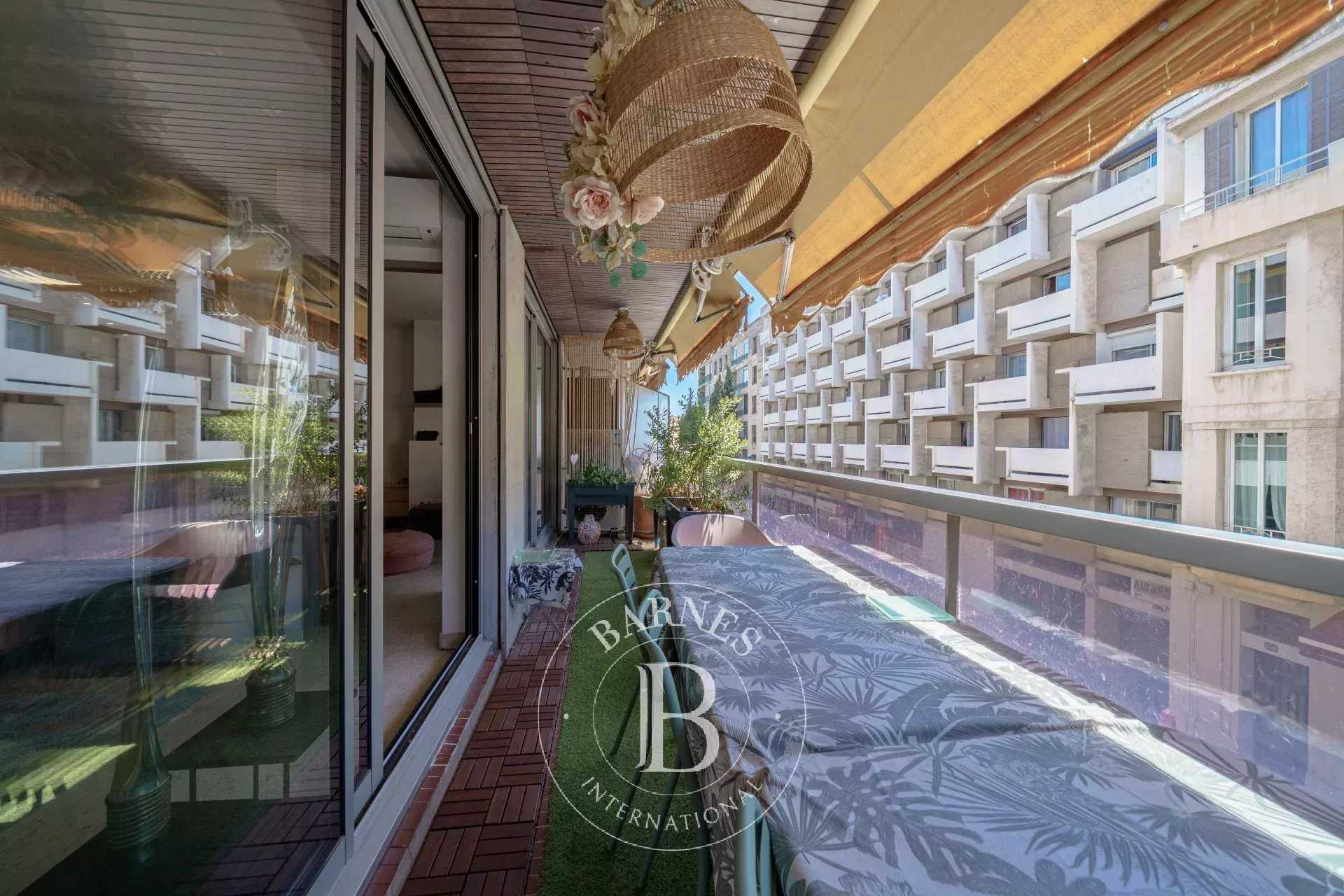 Apartment Marseille 13008  -  ref 86050588 (picture 1)