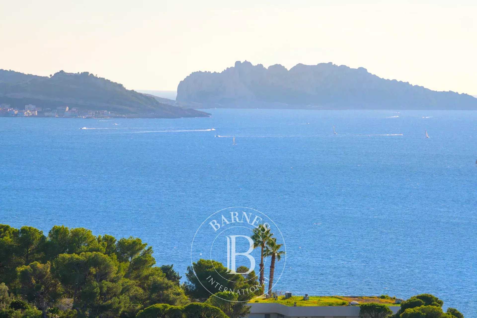 Appartement Marseille 13007  -  ref 85029707 (picture 1)