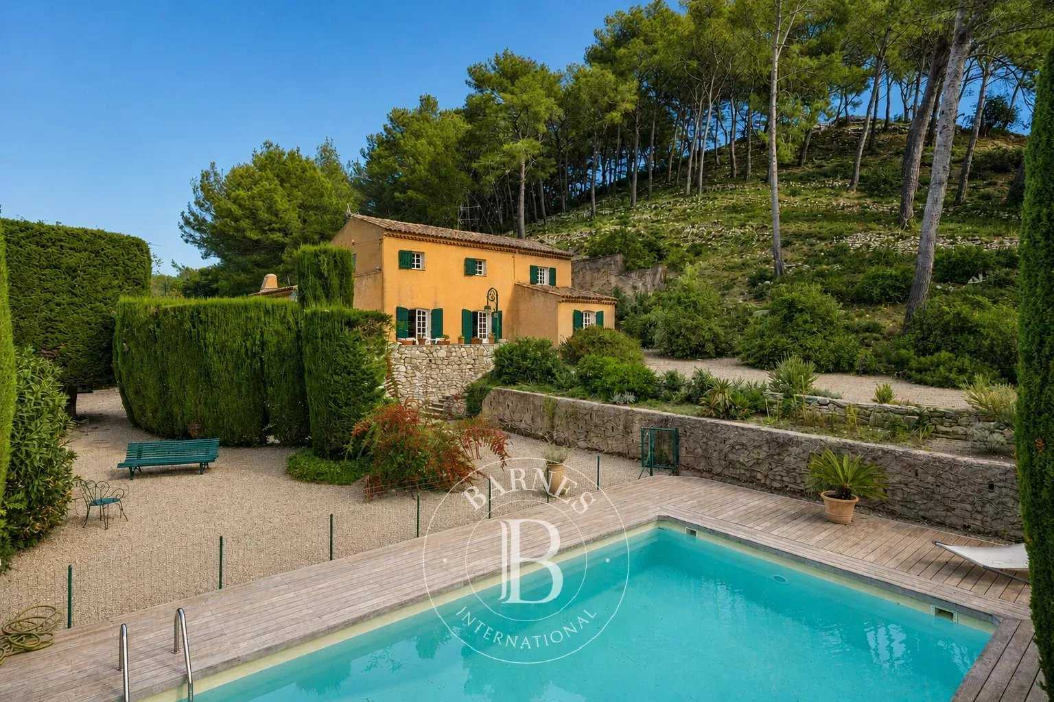 Maison Cassis  -  ref 85578742 (picture 1)