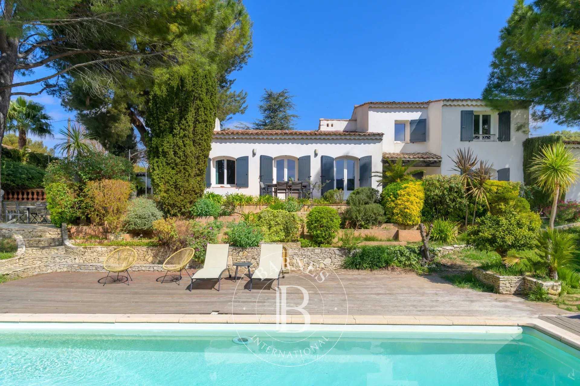 Maison Aubagne  -  ref 85822686 (picture 1)