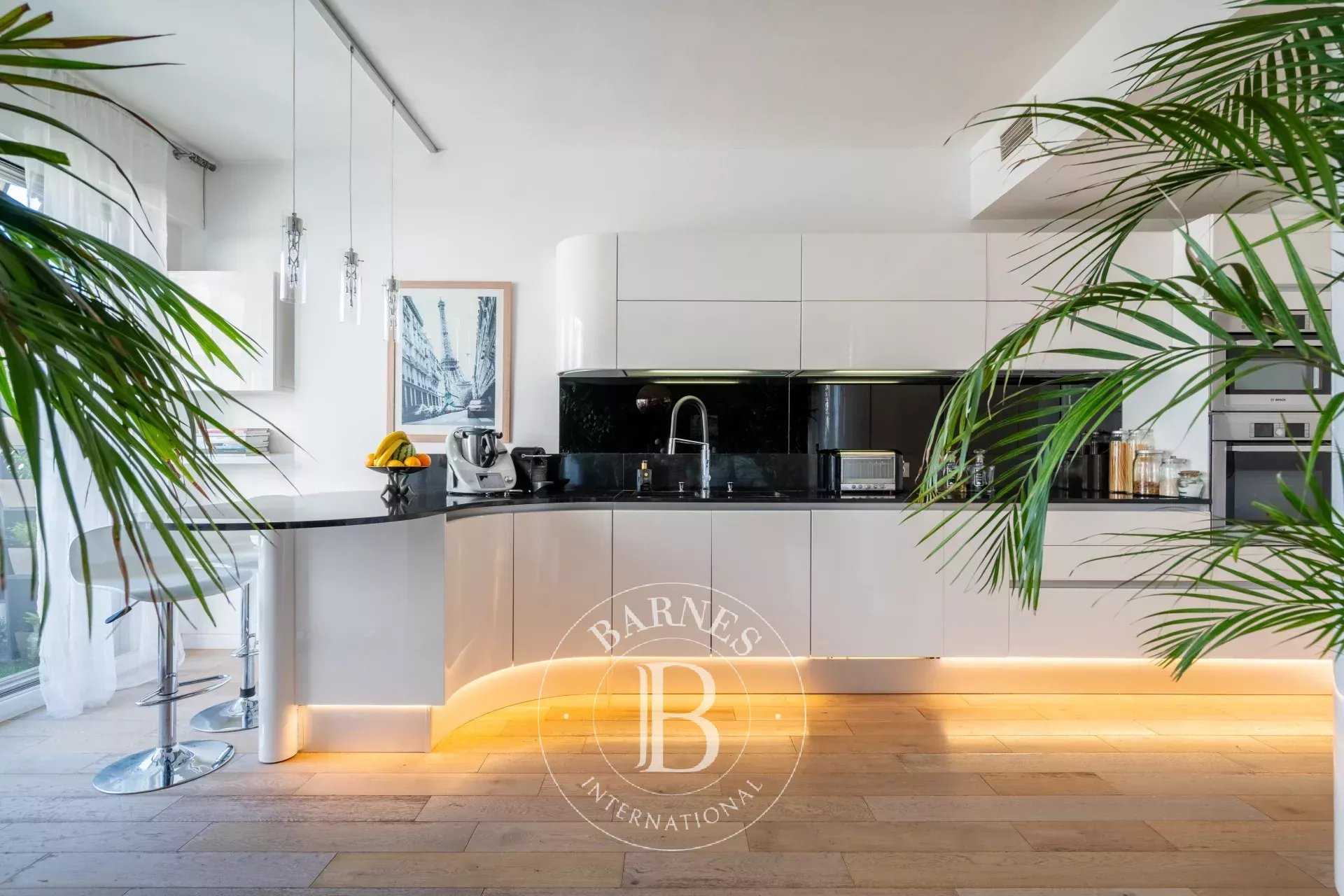 Appartement Marseille 13008  -  ref 86063447 (picture 1)