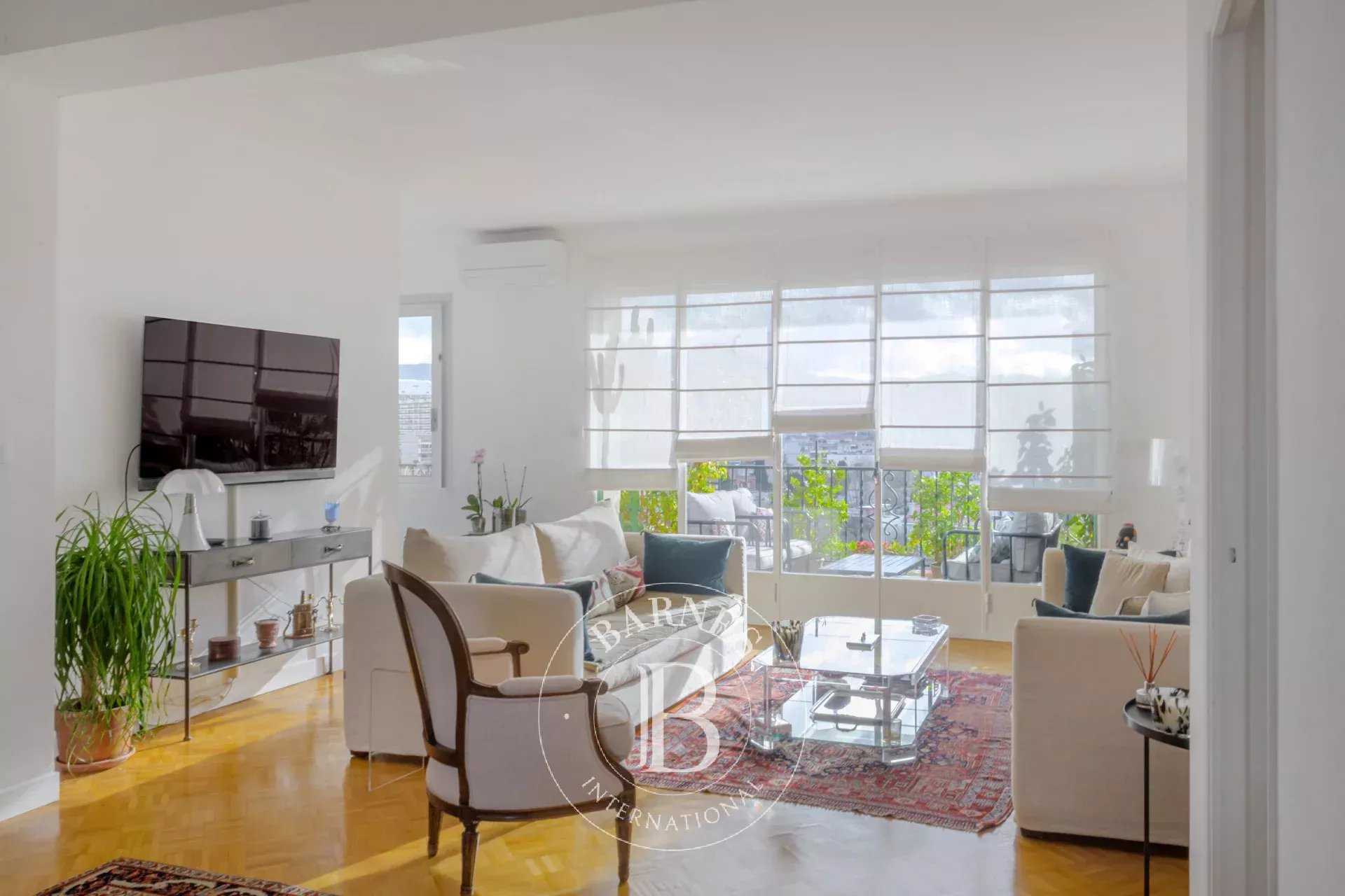 Apartment Marseille 13008  -  ref 84054324 (picture 1)