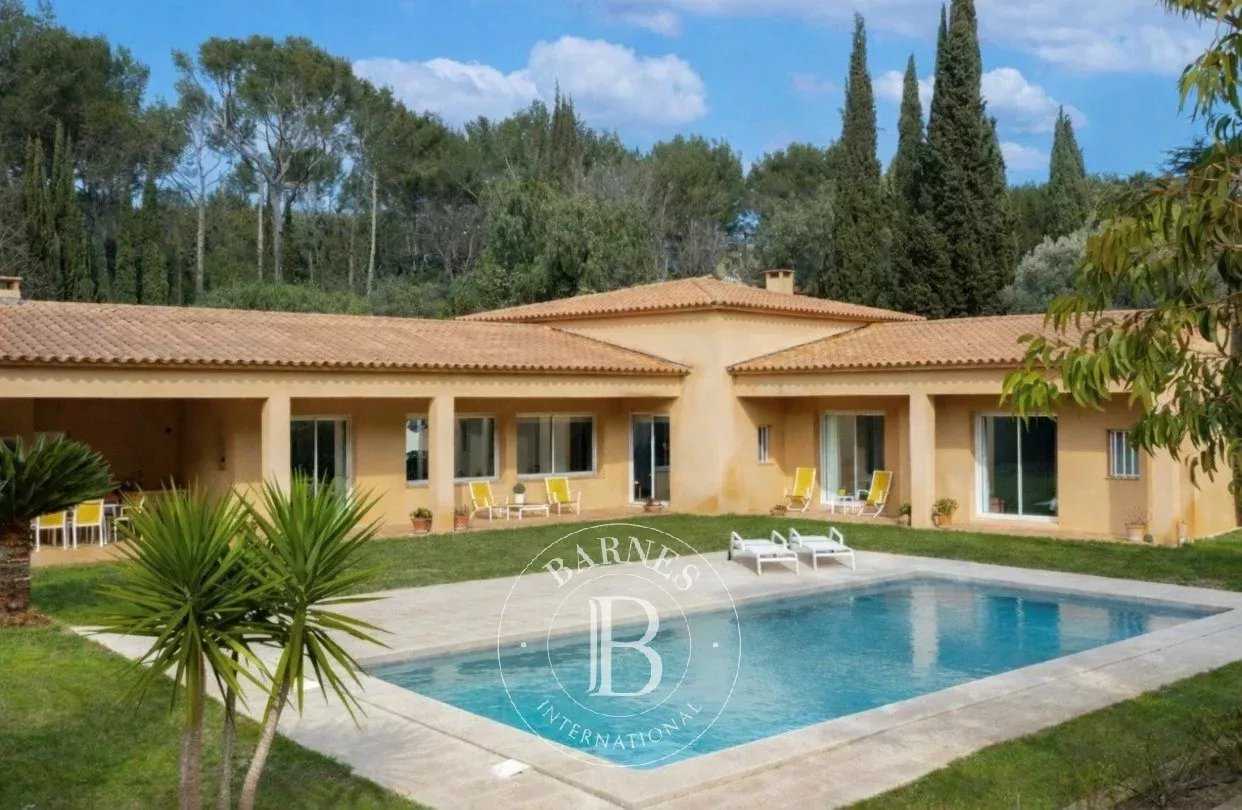 Villa Cassis  -  ref 86736243 (picture 2)