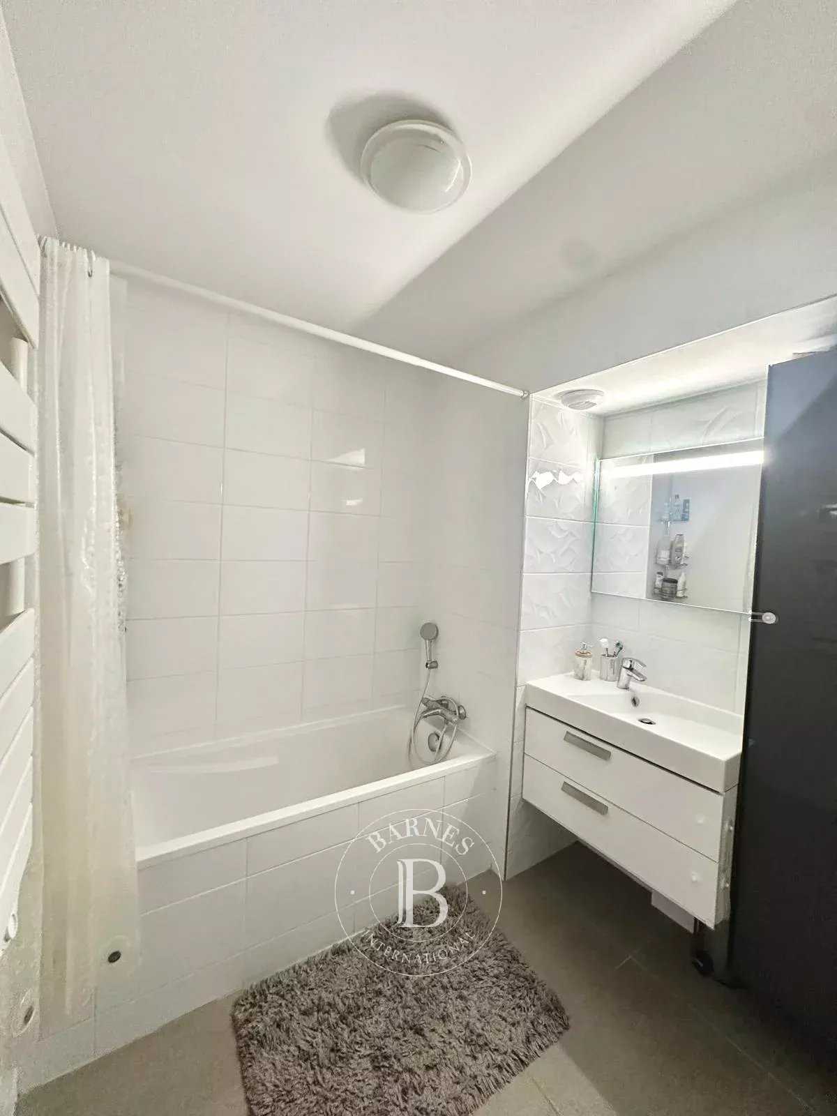 Appartement Marseille 13008  -  ref 86339378 (picture 2)