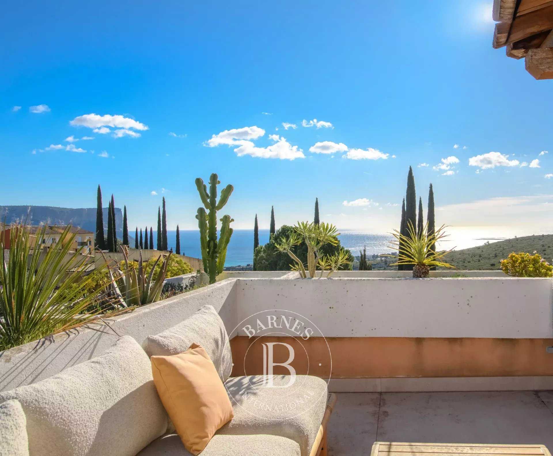 Maison Cassis  -  ref 85908089 (picture 1)