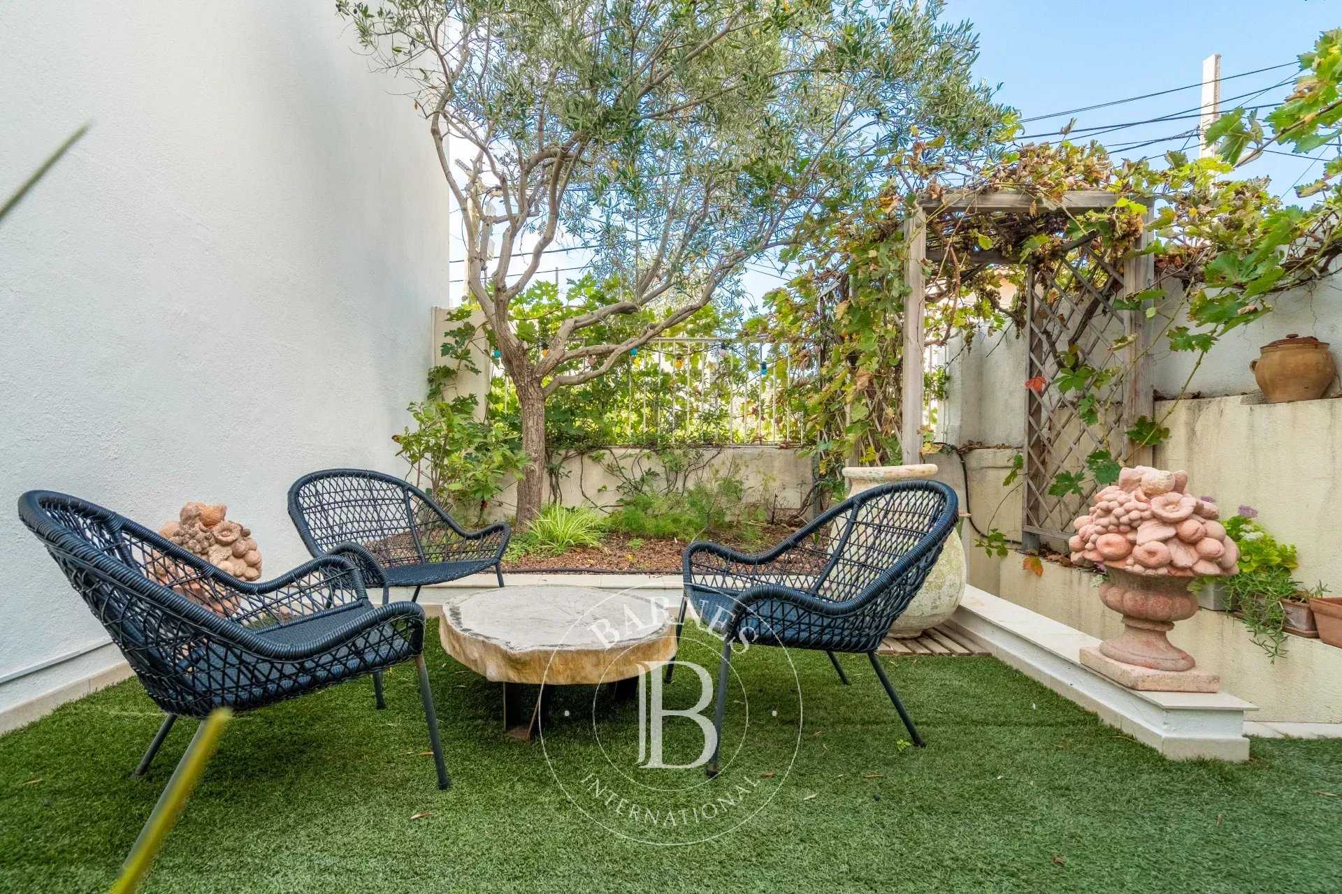 Maison Marseille 13008  -  ref 86927411 (picture 1)