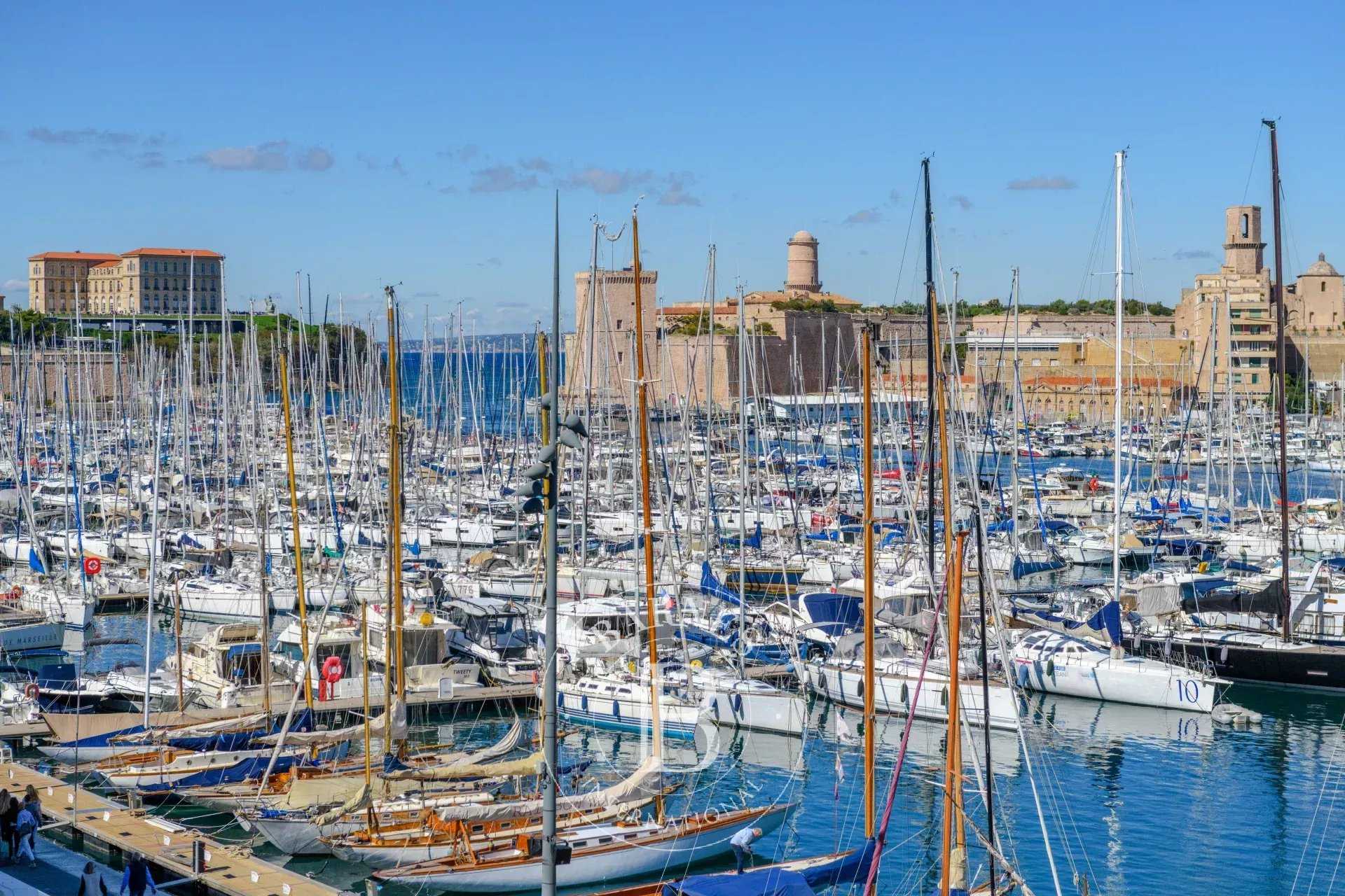 Appartement Marseille 13007  -  ref 86216022 (picture 1)