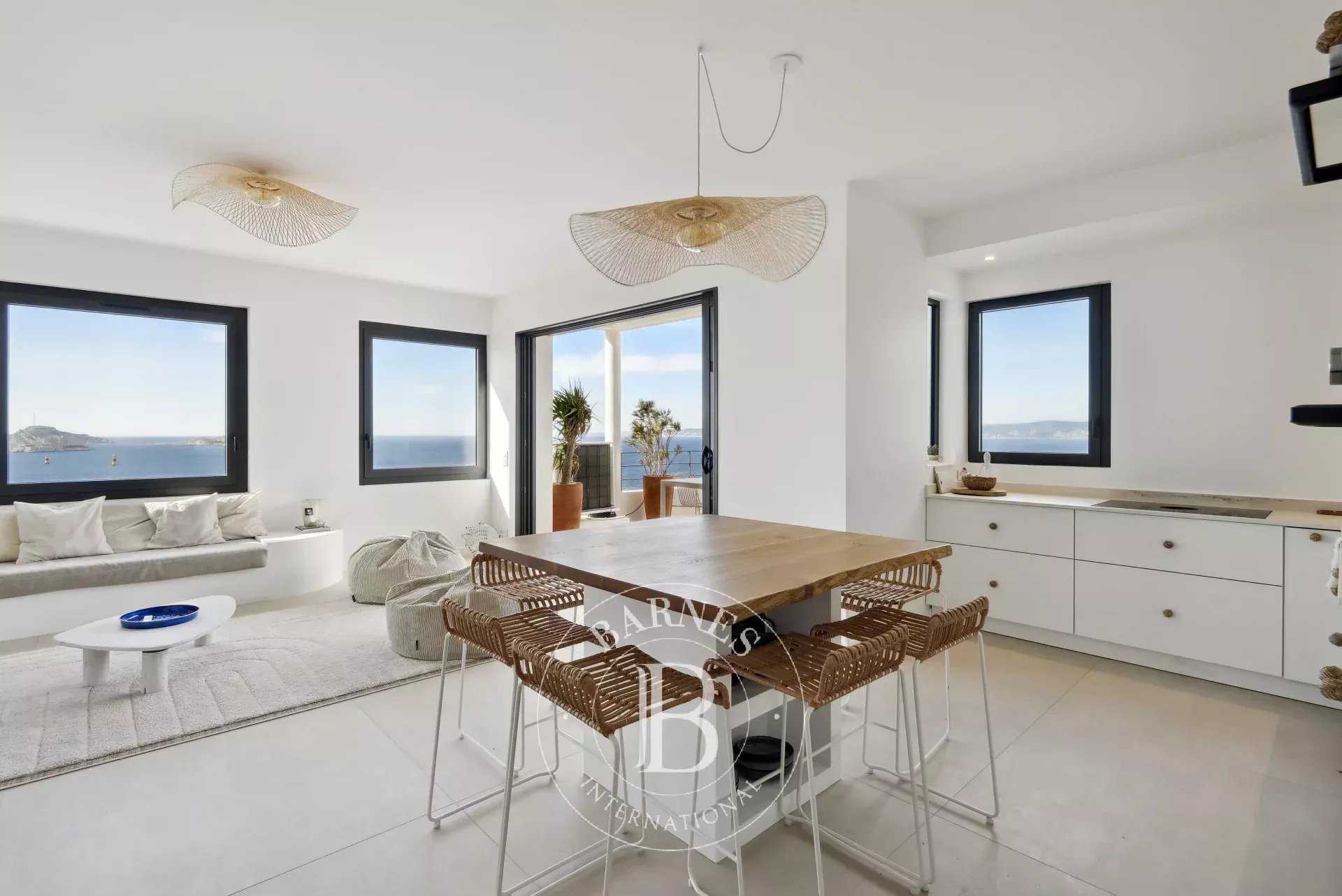 Apartment Marseille 13007  -  ref 85829069 (picture 3)