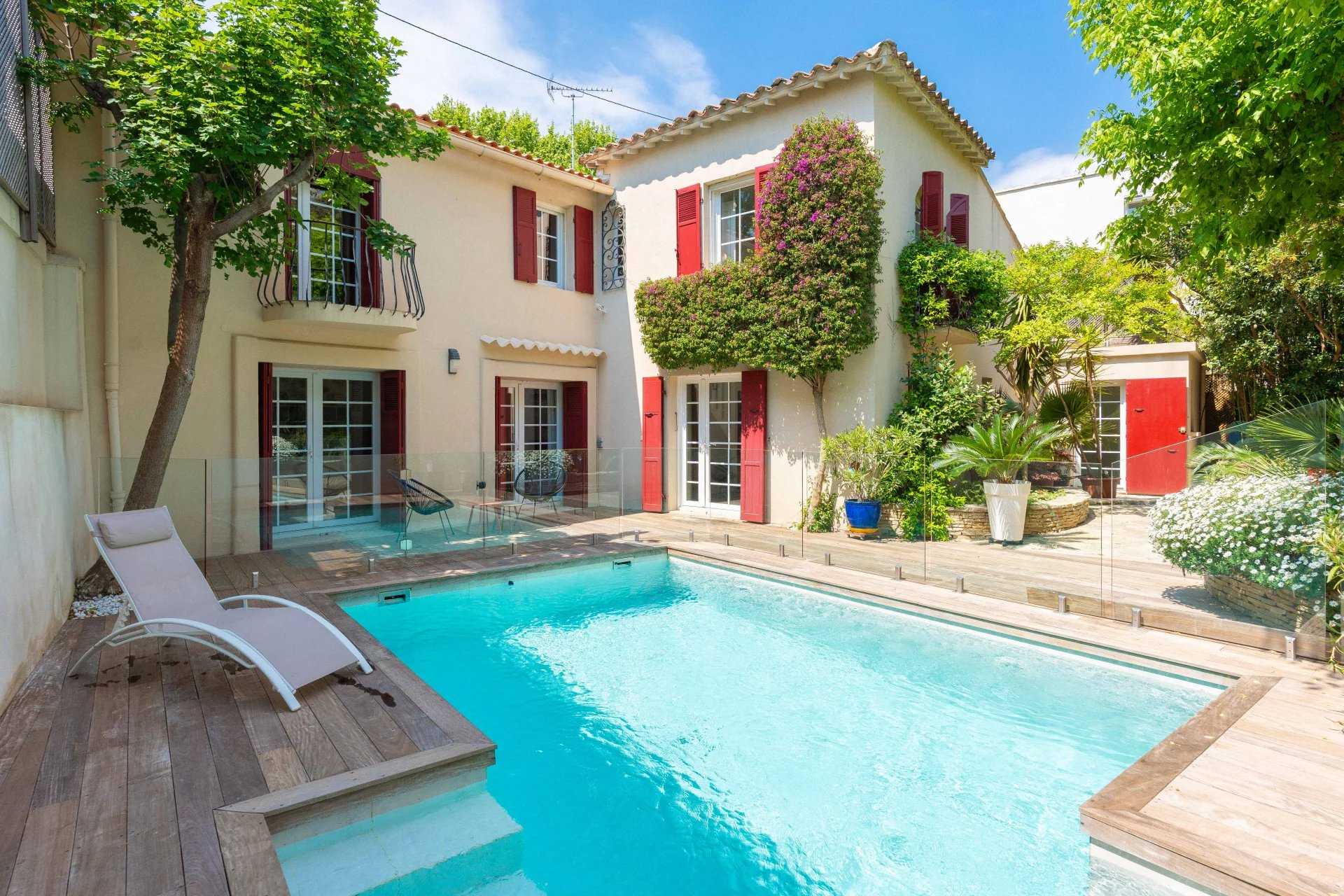 Maison Marseille 13008  -  ref 85736983 (picture 2)