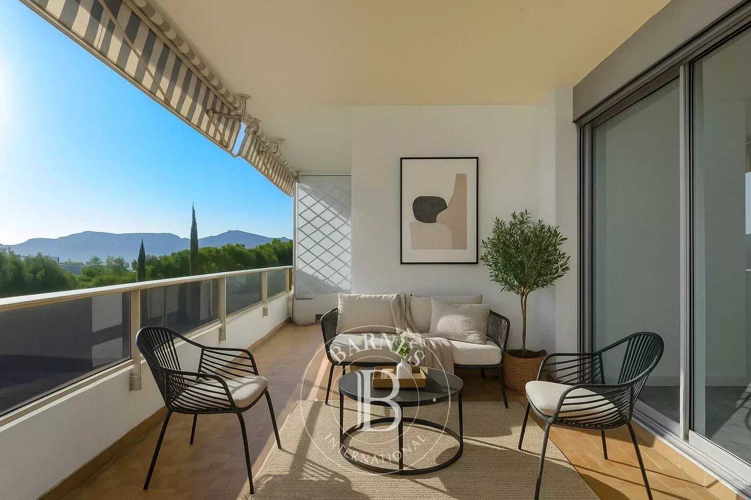 Apartment Marseille 13008  -  ref 85589152 (picture 1)