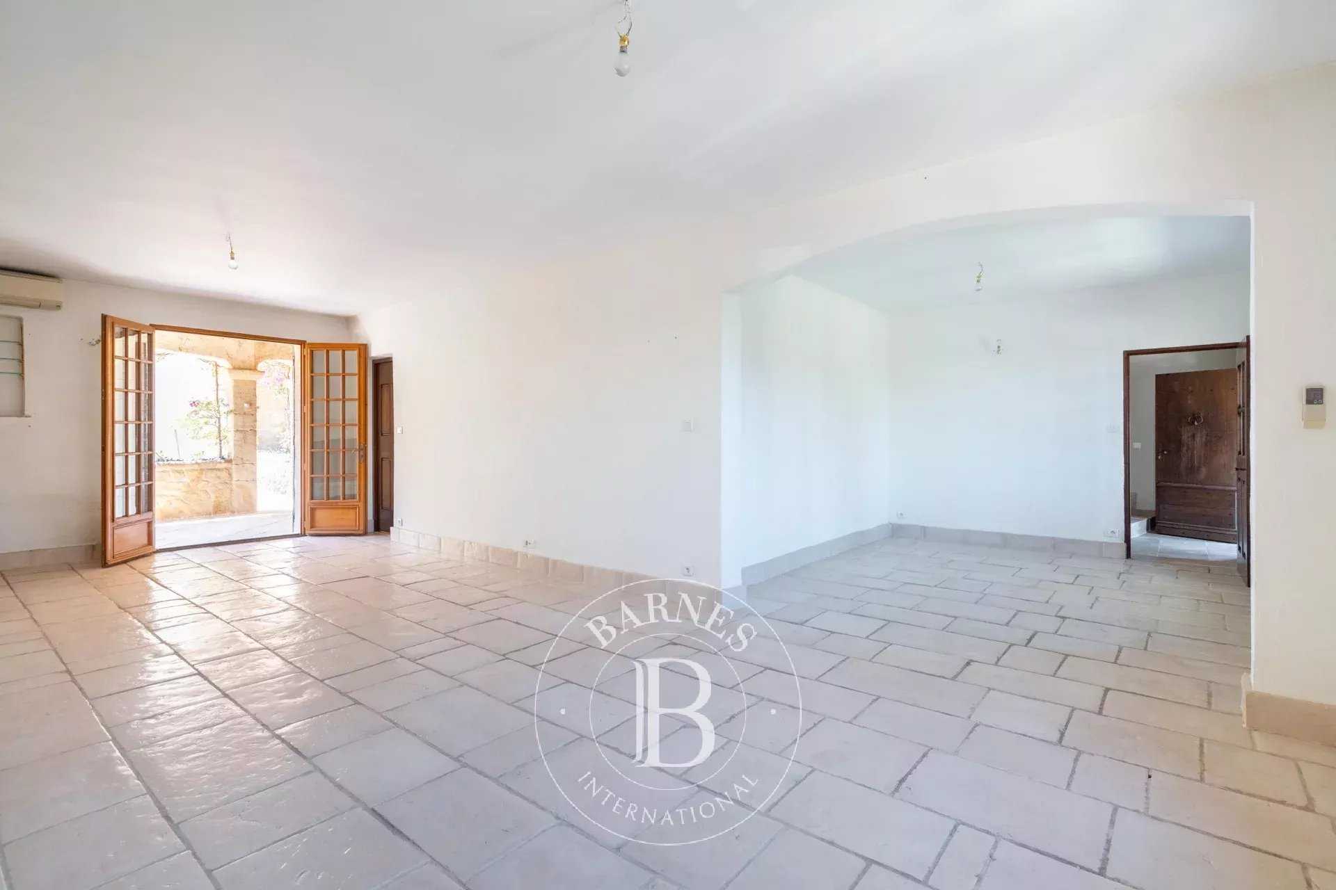 House Marseille 13009  -  ref 86380845 (picture 1)