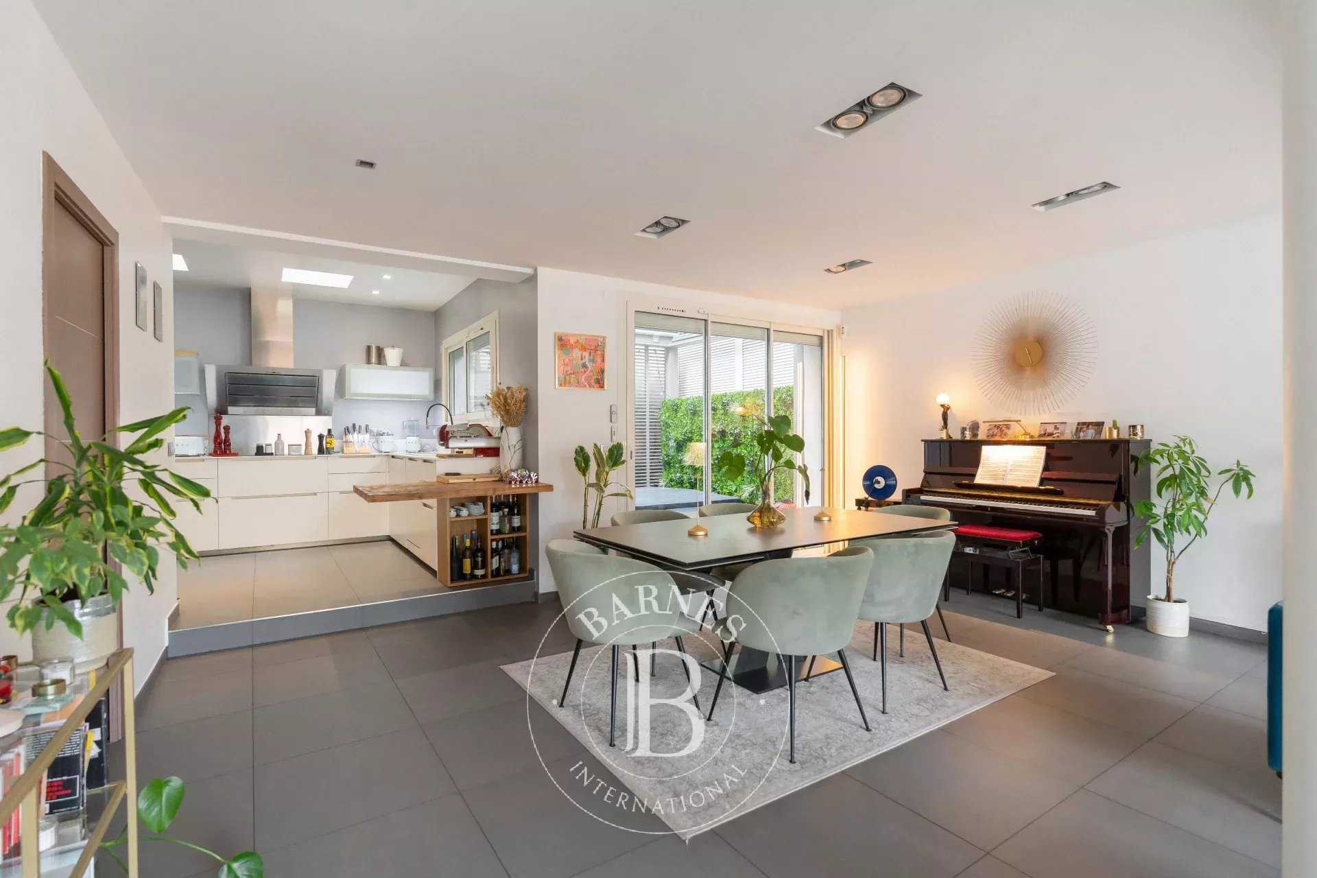 Maison Marseille 13007  -  ref 85508011 (picture 3)
