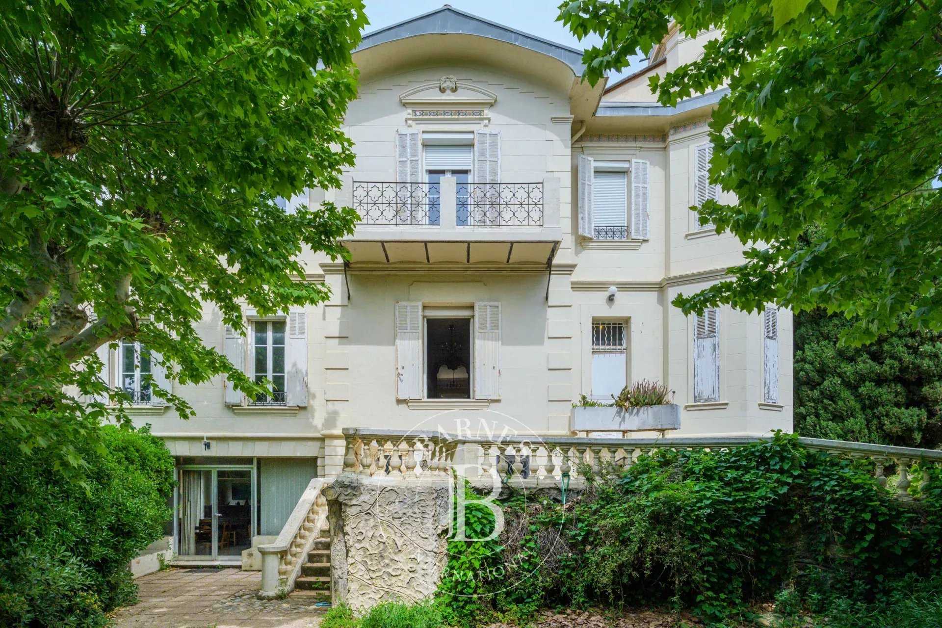 Maison Marseille 13008  -  ref 84475529 (picture 1)
