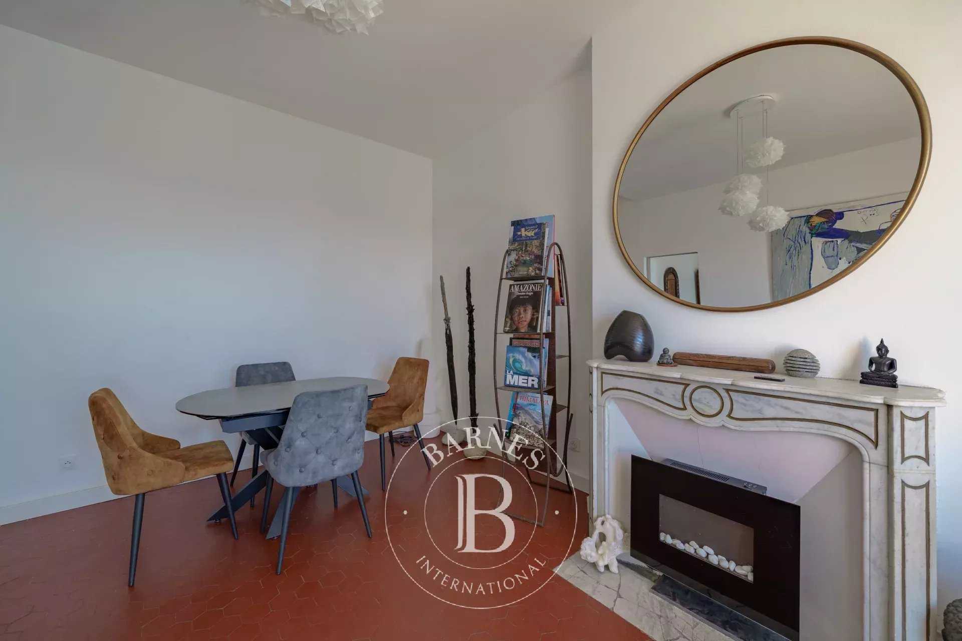 Appartement Marseille 13007  -  ref 85516165 (picture 2)