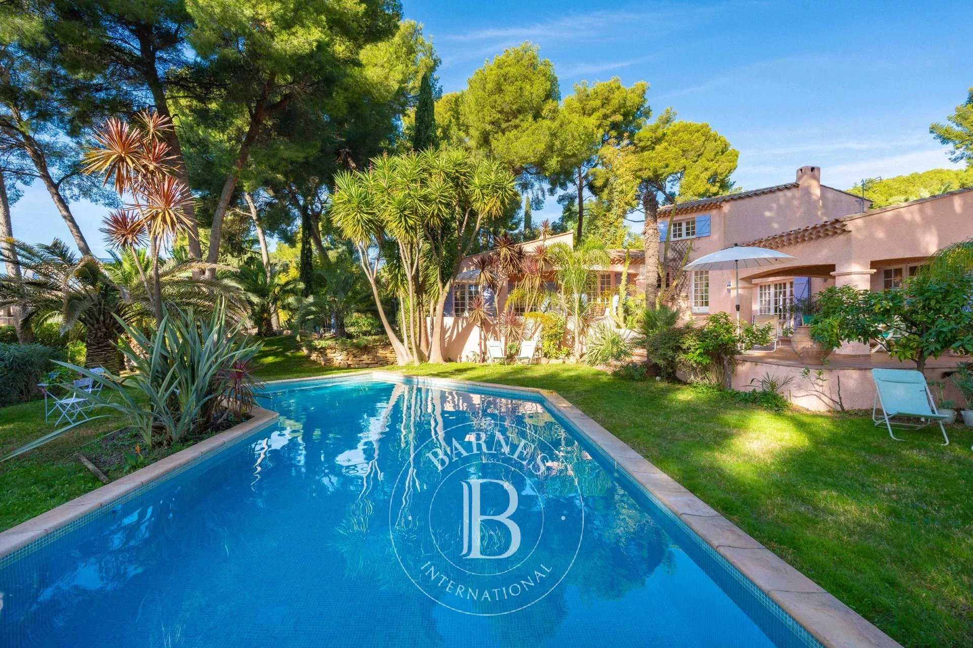Villa La Ciotat  -  ref 85494325 (picture 1)