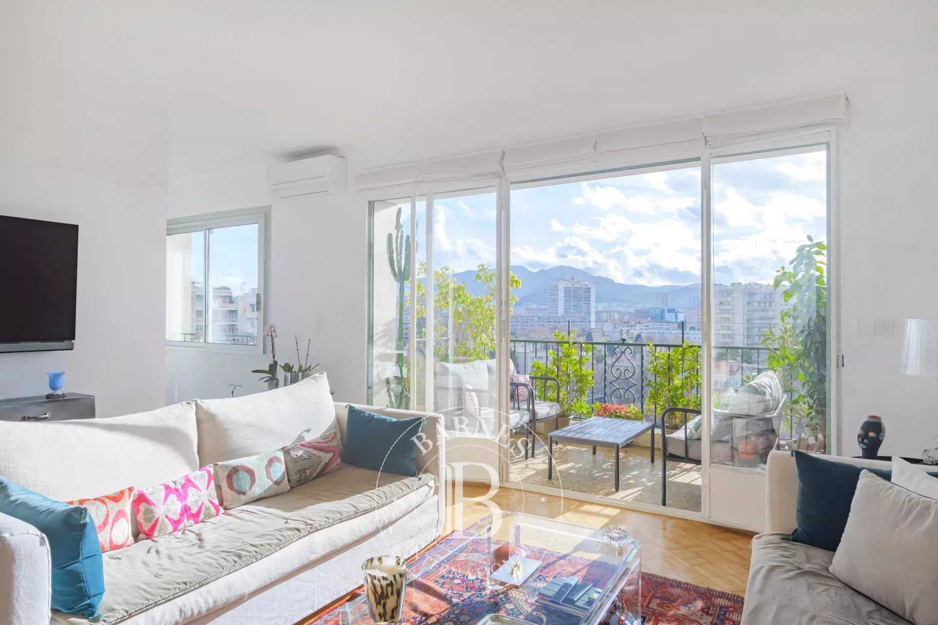 Apartment Marseille 13008  -  ref 84054324 (picture 2)