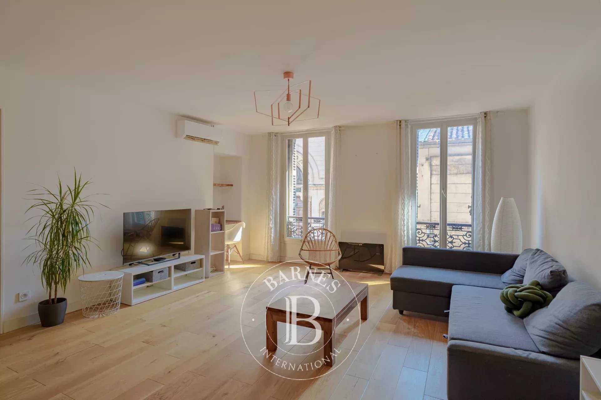 Apartment Marseille 13006  -  ref 86090384 (picture 1)