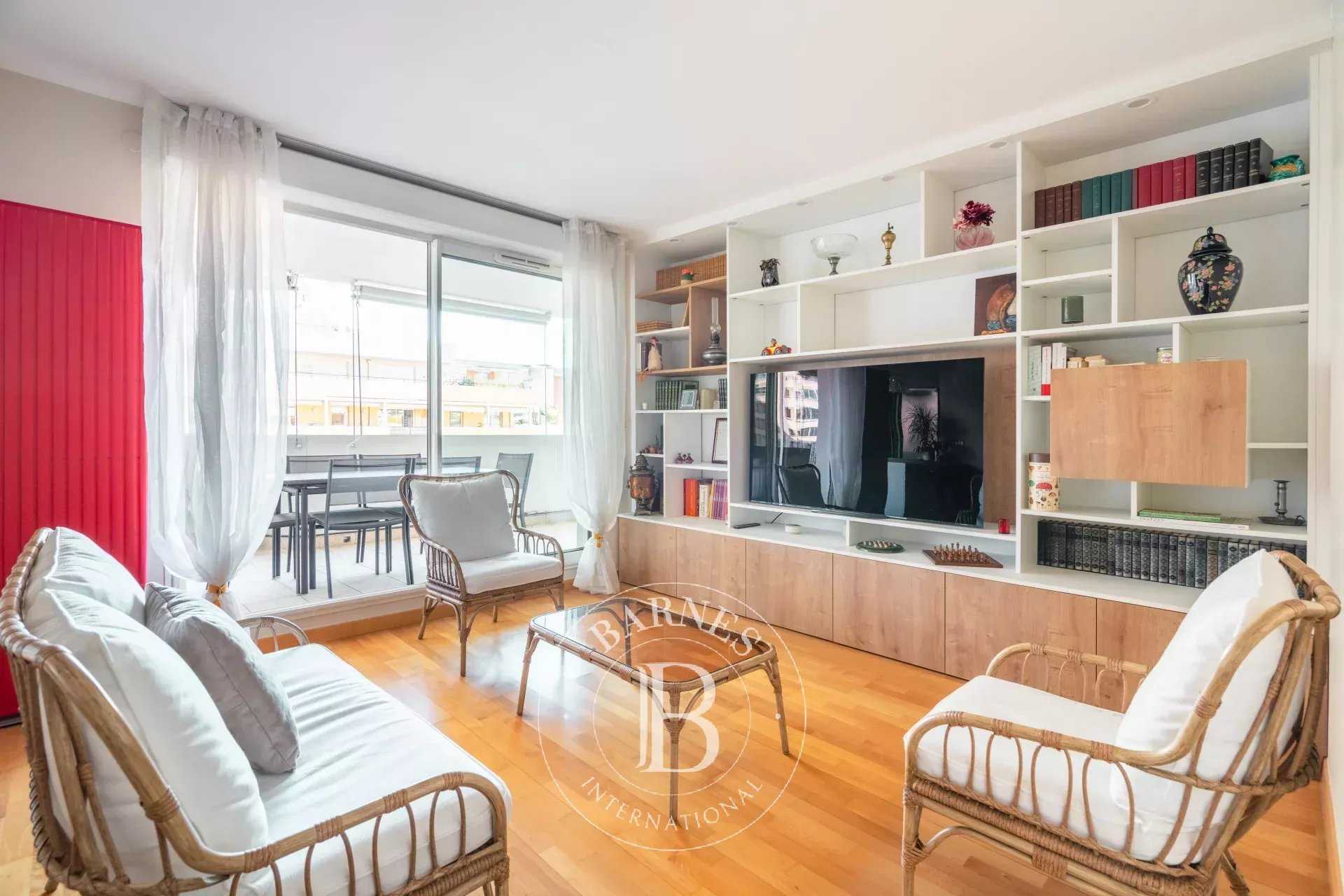 Appartement Marseille 13008  -  ref 86870730 (picture 1)