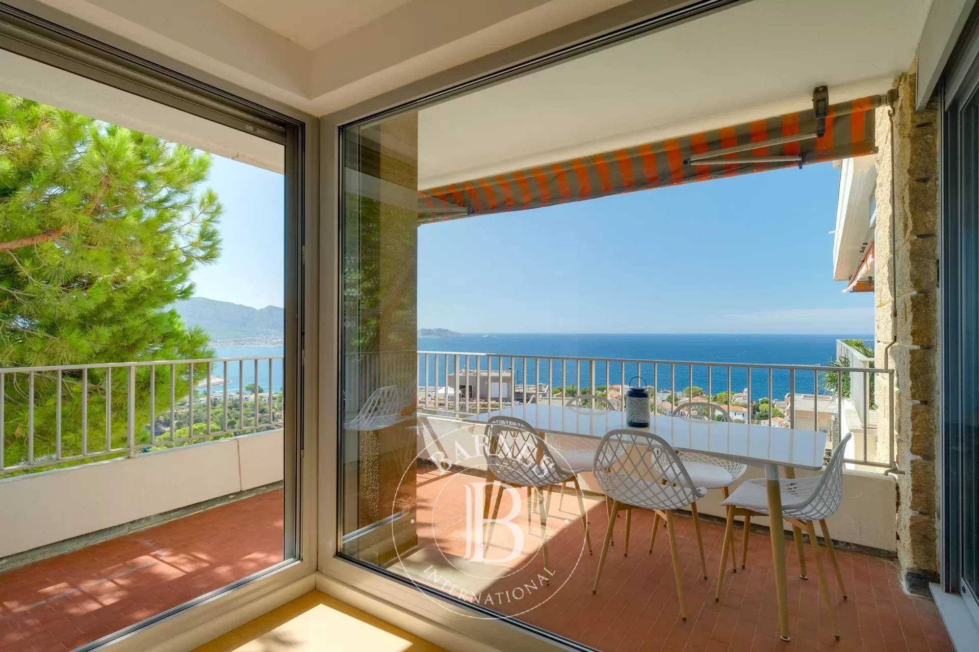 Apartment Marseille 13007  -  ref 86202100 (picture 3)
