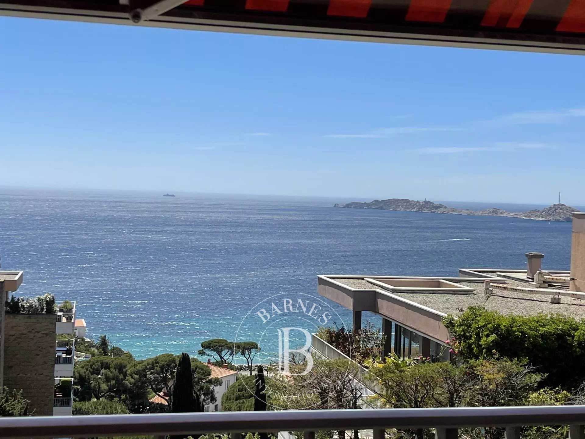 Appartement Marseille 13007  -  ref 85963762 (picture 1)