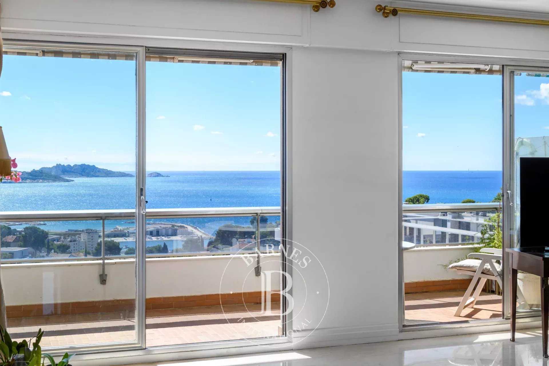 Appartement Marseille 13008  -  ref 86217349 (picture 2)