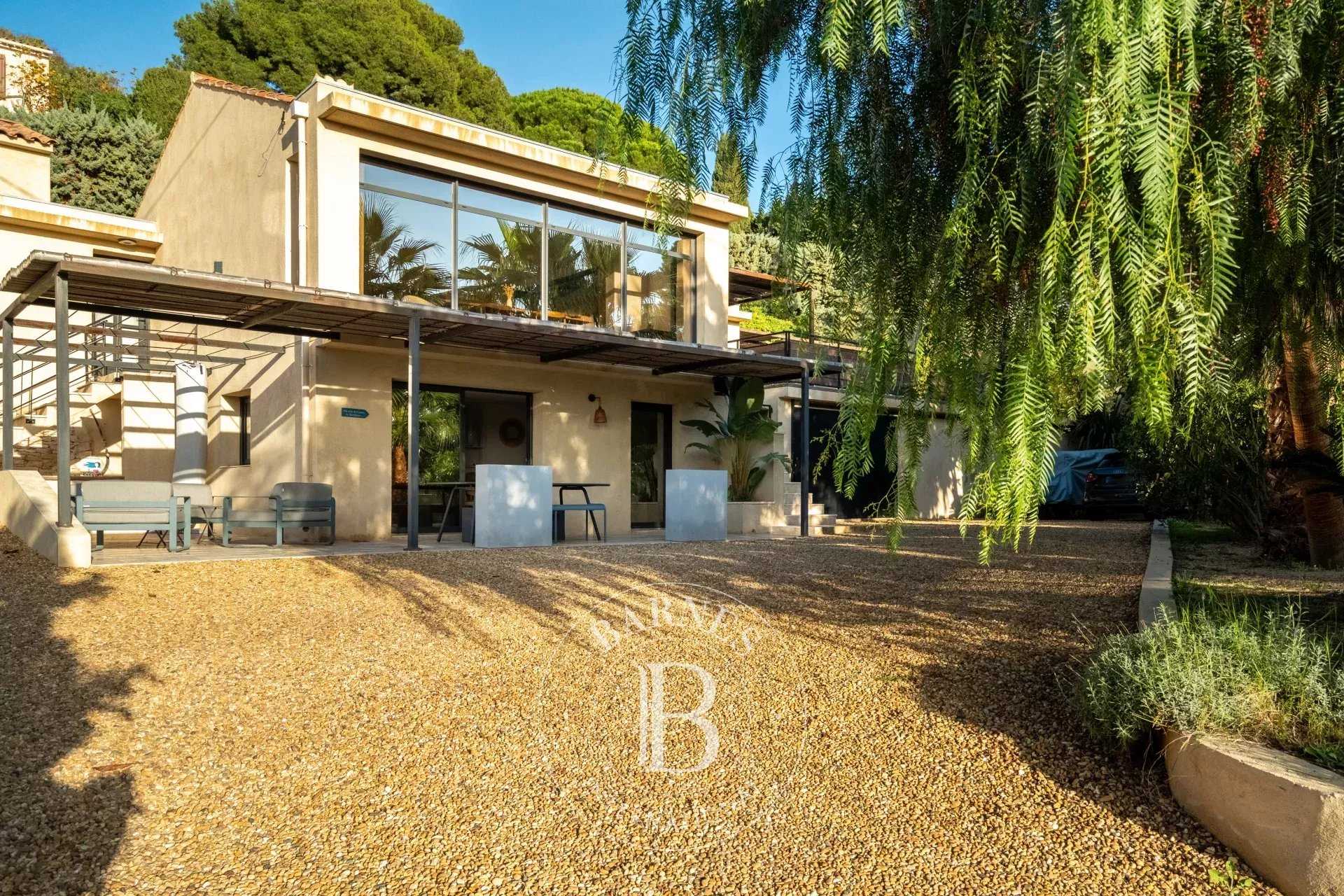 House Cassis  -  ref 85256011 (picture 1)