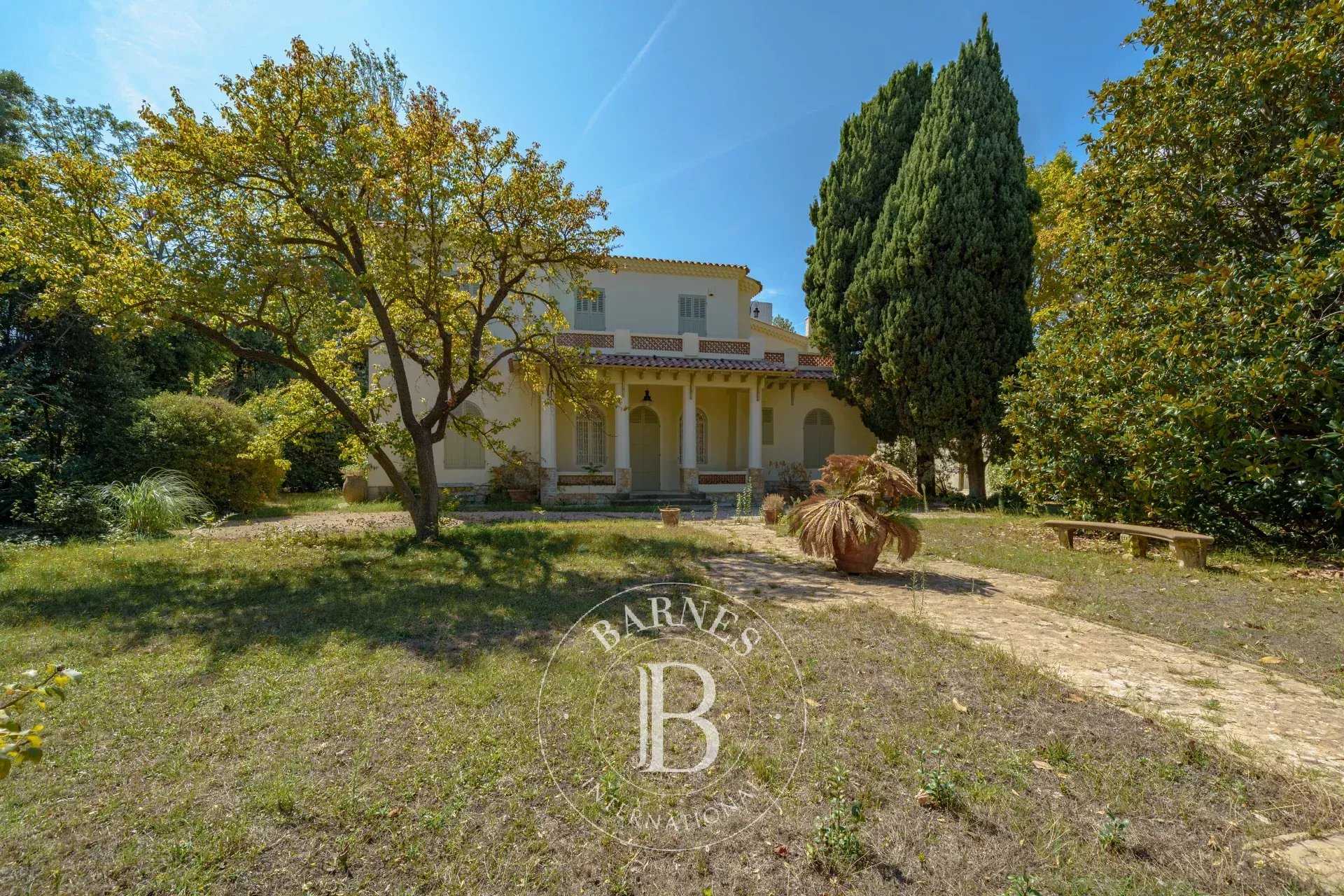 House Marseille 13008  -  ref 85111714 (picture 1)